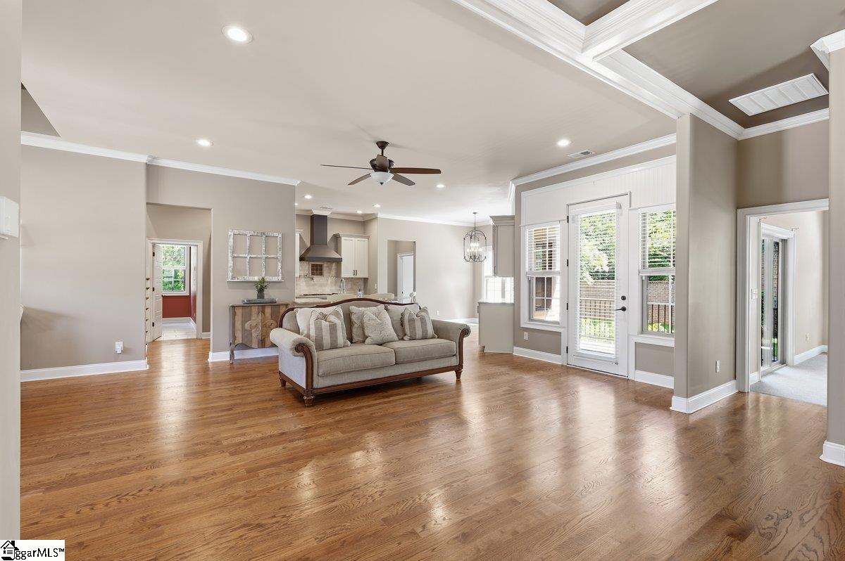 350 Laguna Lane Simpsonville, SC 29680