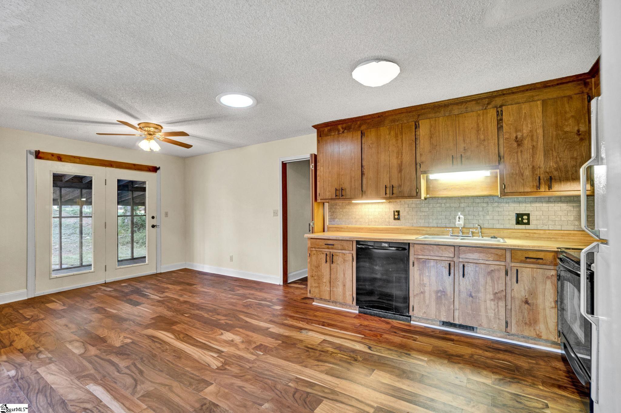 346 Shenandoah Drive Laurens, SC 29630