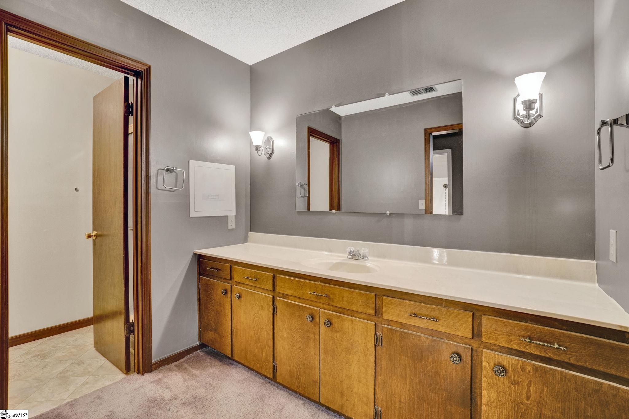 346 Shenandoah Drive Laurens, SC 29630