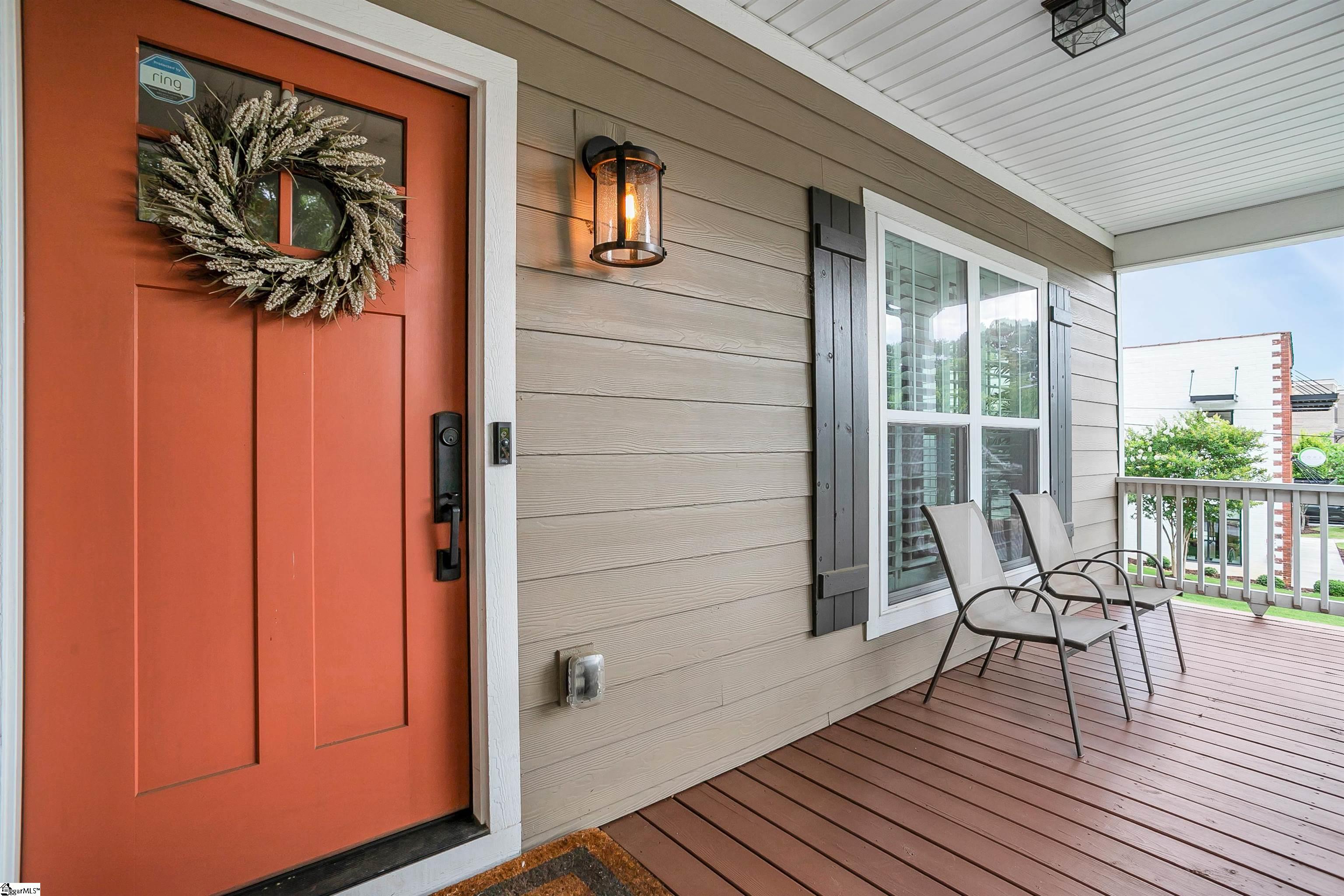 1429 E North Street Greenville, SC 29607