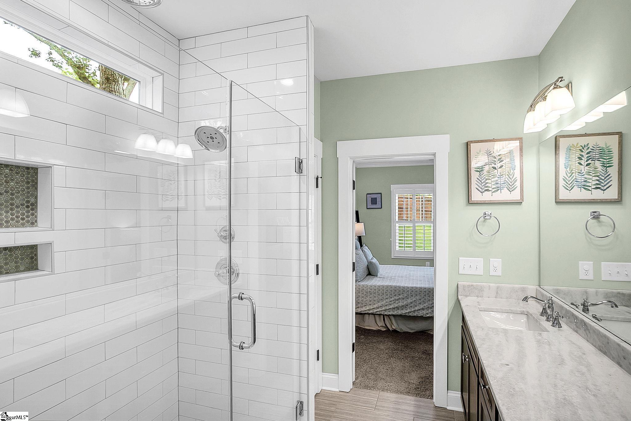 1429 E North Street Greenville, SC 29607