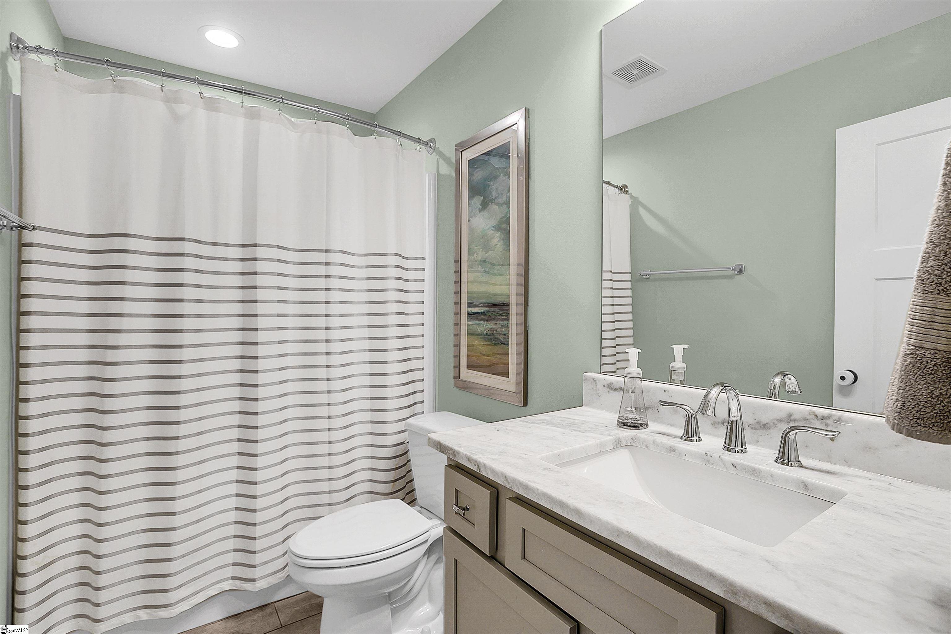 1429 E North Street Greenville, SC 29607
