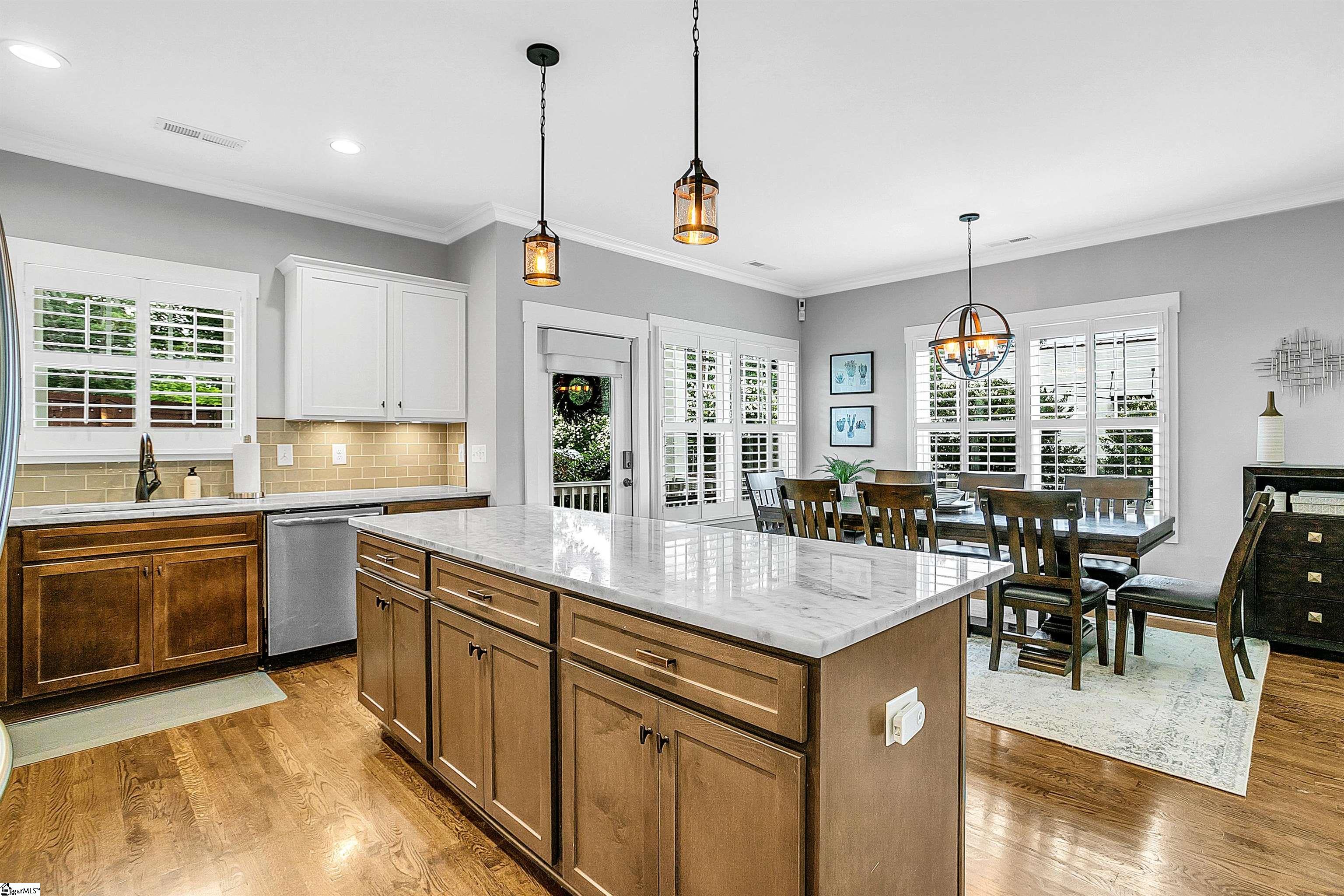 1429 E North Street Greenville, SC 29607