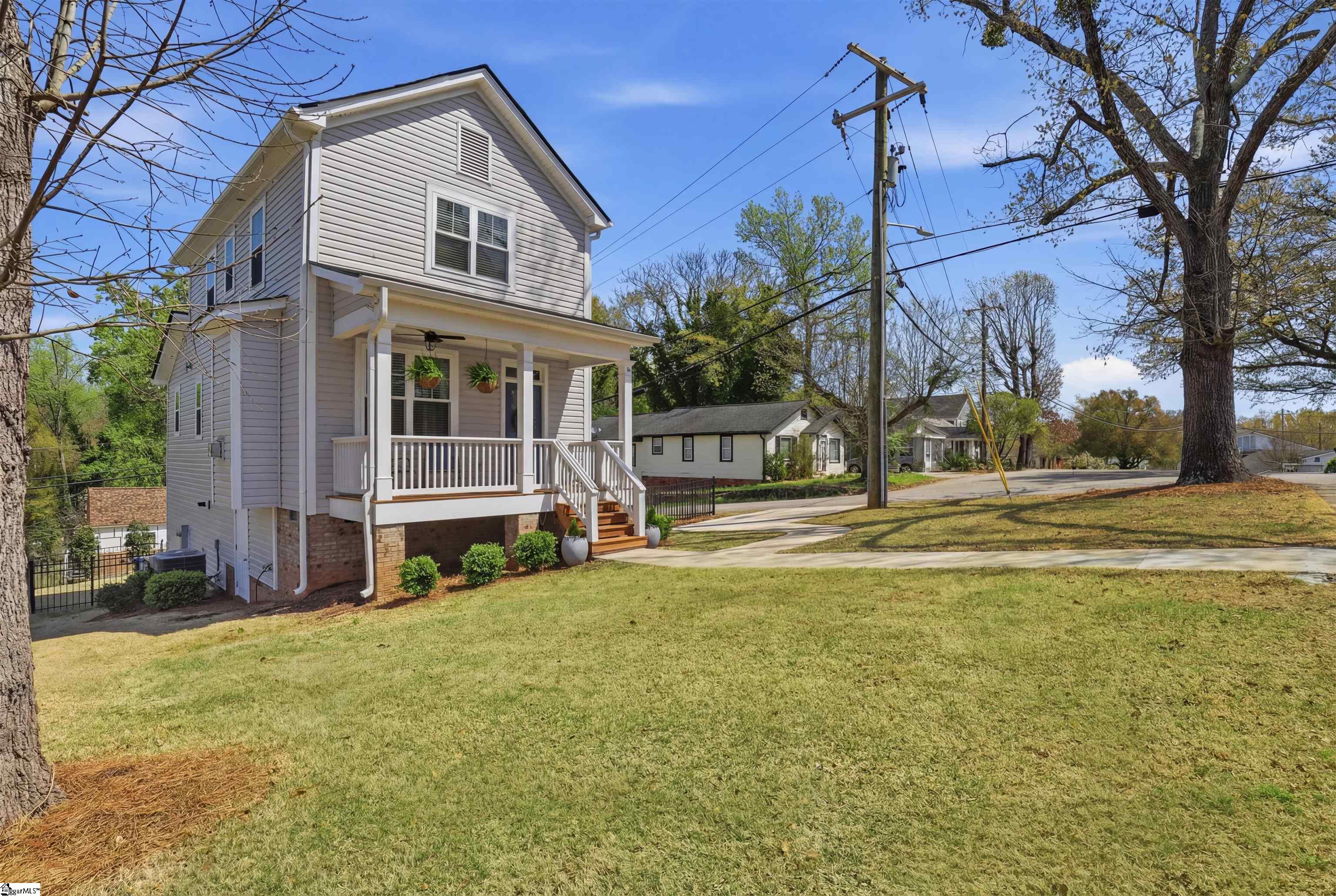 139 Mount Eustis Street Greenville, SC 29607