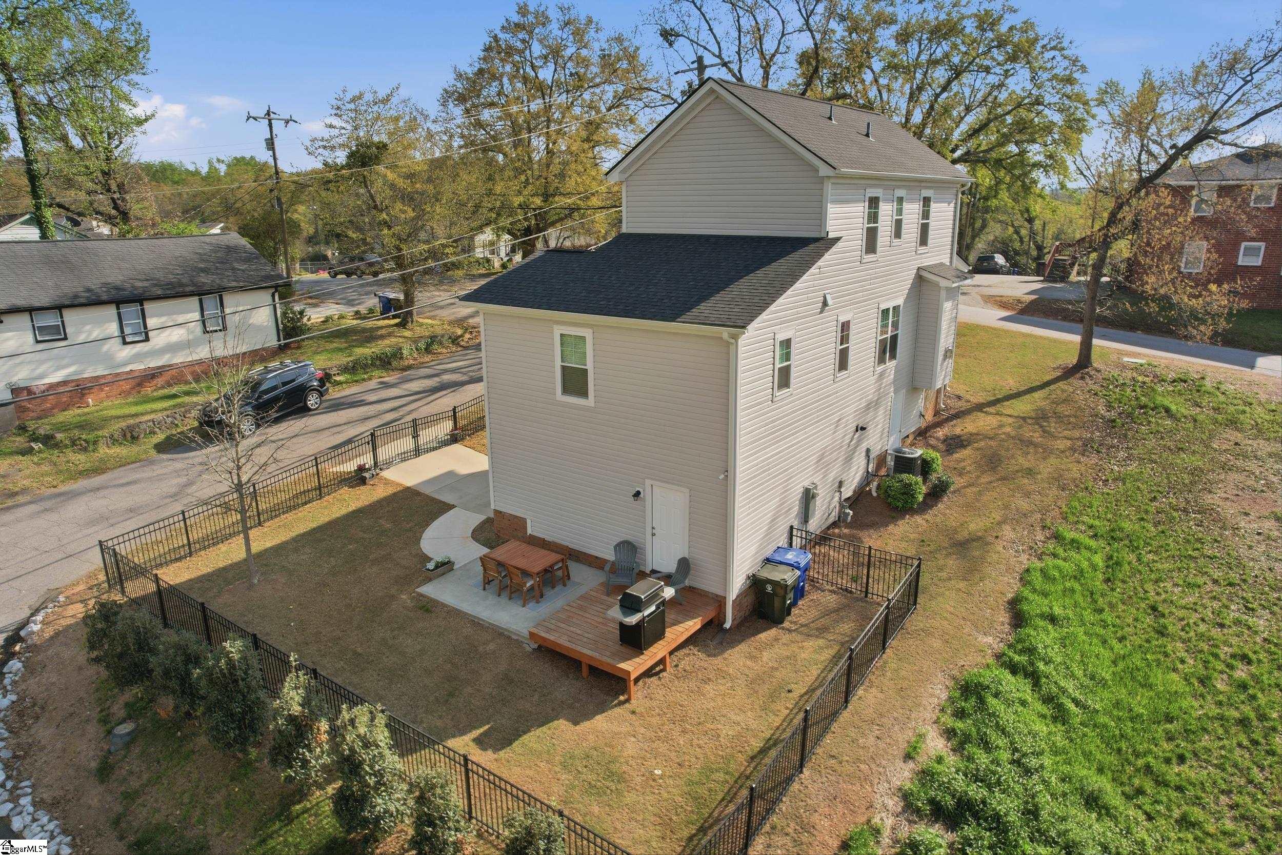 139 Mount Eustis Street Greenville, SC 29607