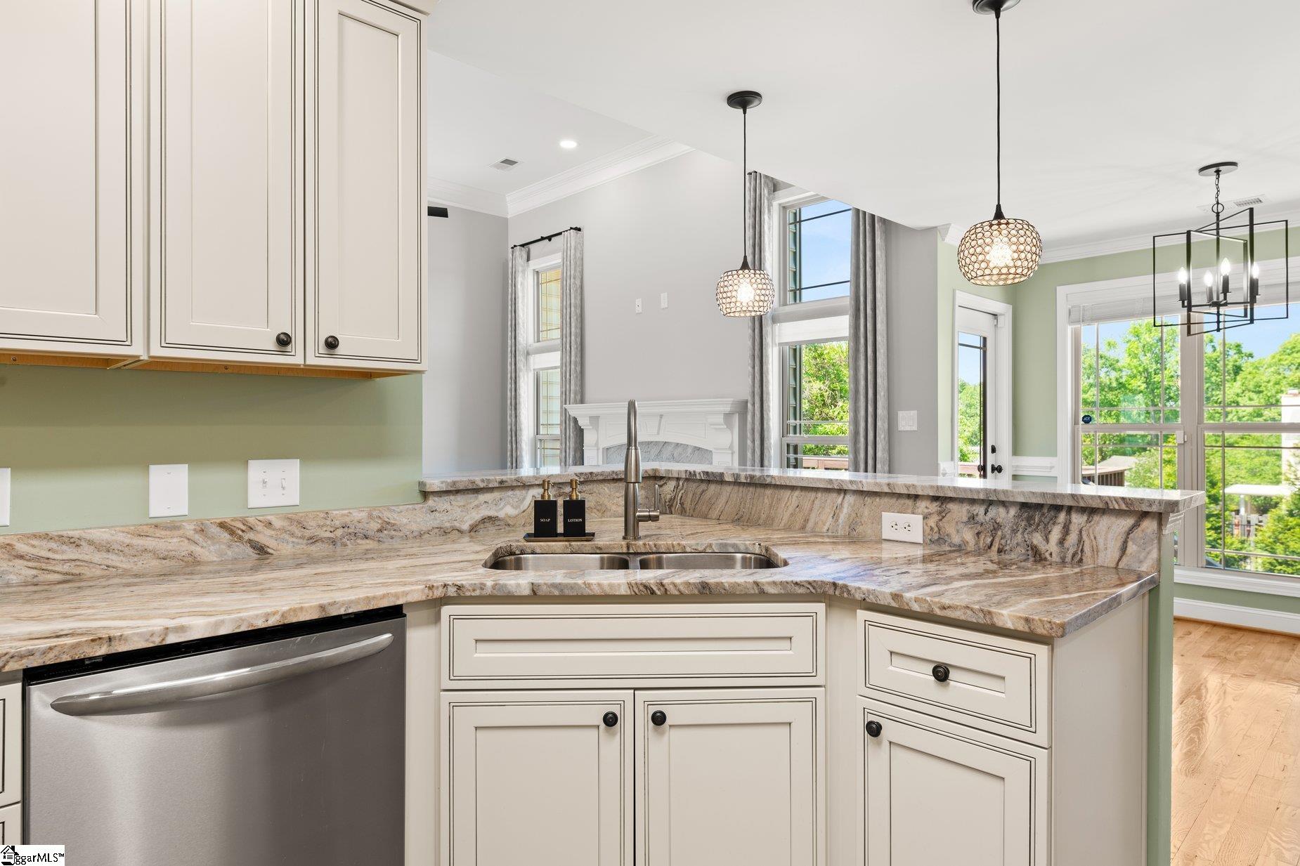 207 Poplar Ridge Road Simpsonville, SC 29681
