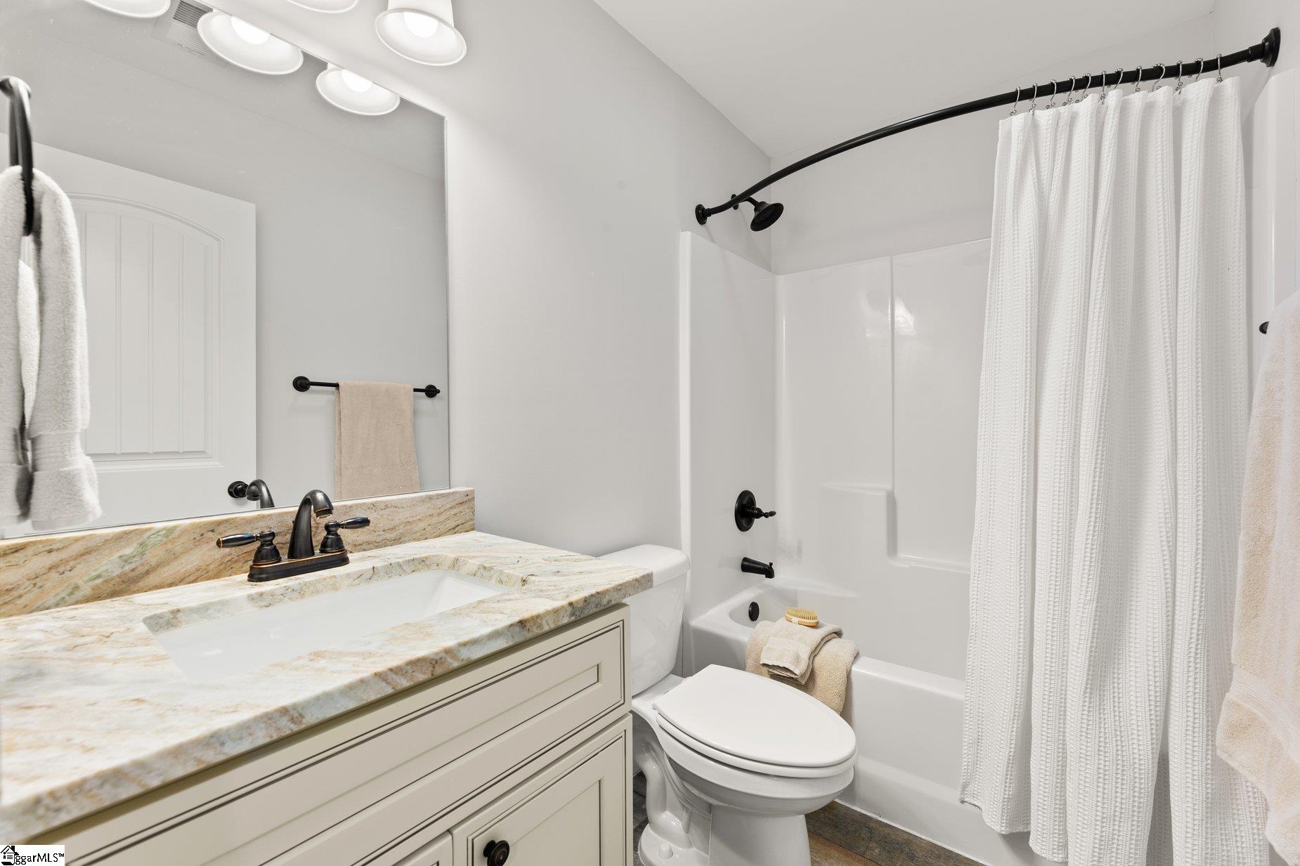 207 Poplar Ridge Road Simpsonville, SC 29681