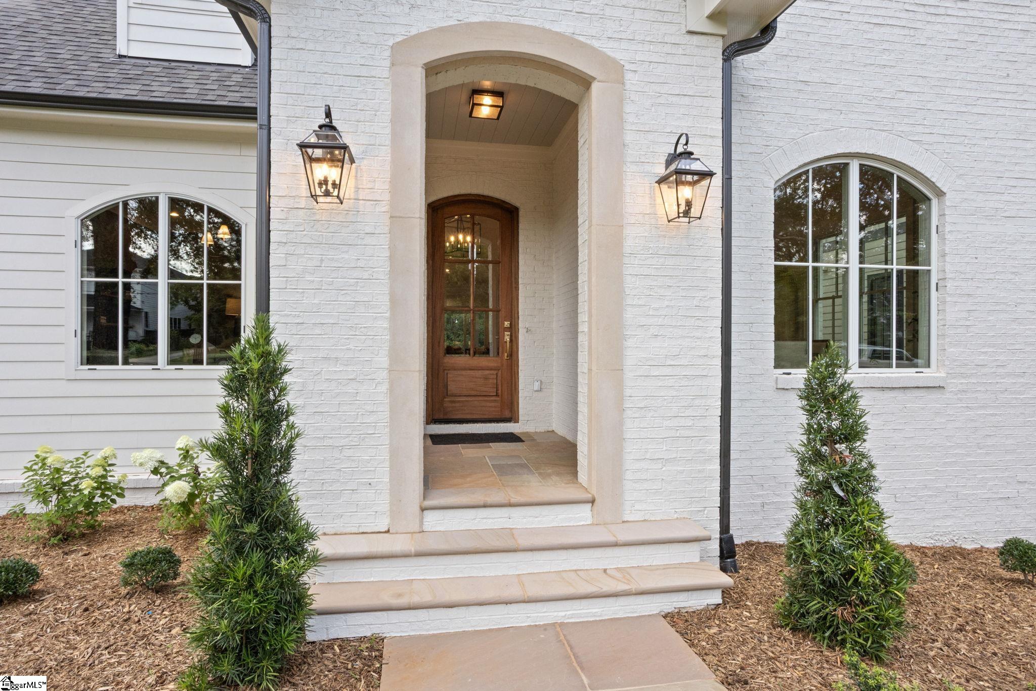 210 W Mountainview Avenue Greenville, SC 29609