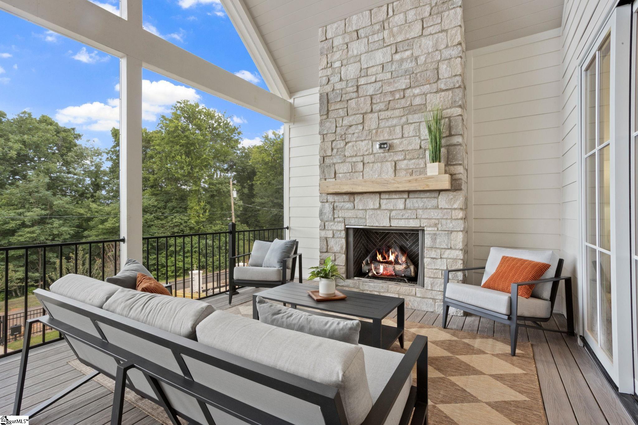 210 W Mountainview Avenue Greenville, SC 29609