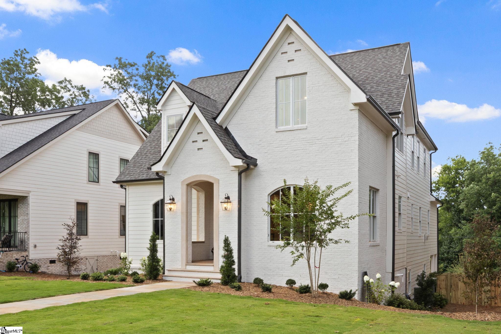 210 W Mountainview Avenue Greenville, SC 29609