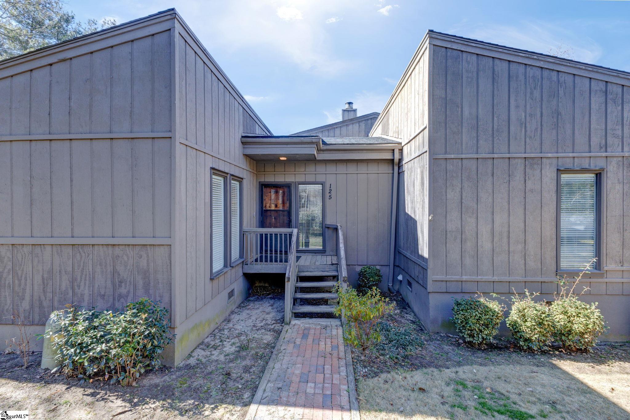 125 Inglewood Way Greenville, SC 29615