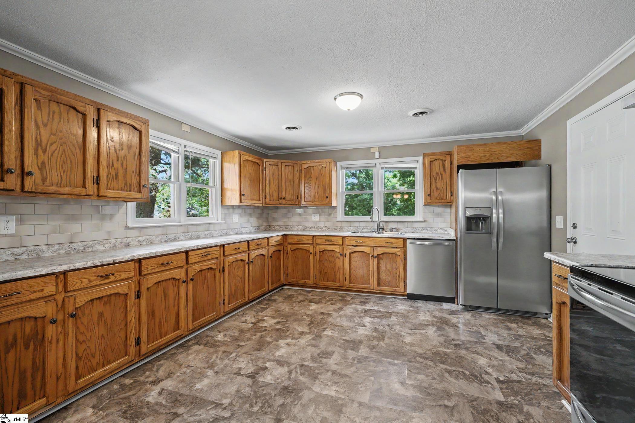 7809 Moorefield Highway Liberty, SC 29657