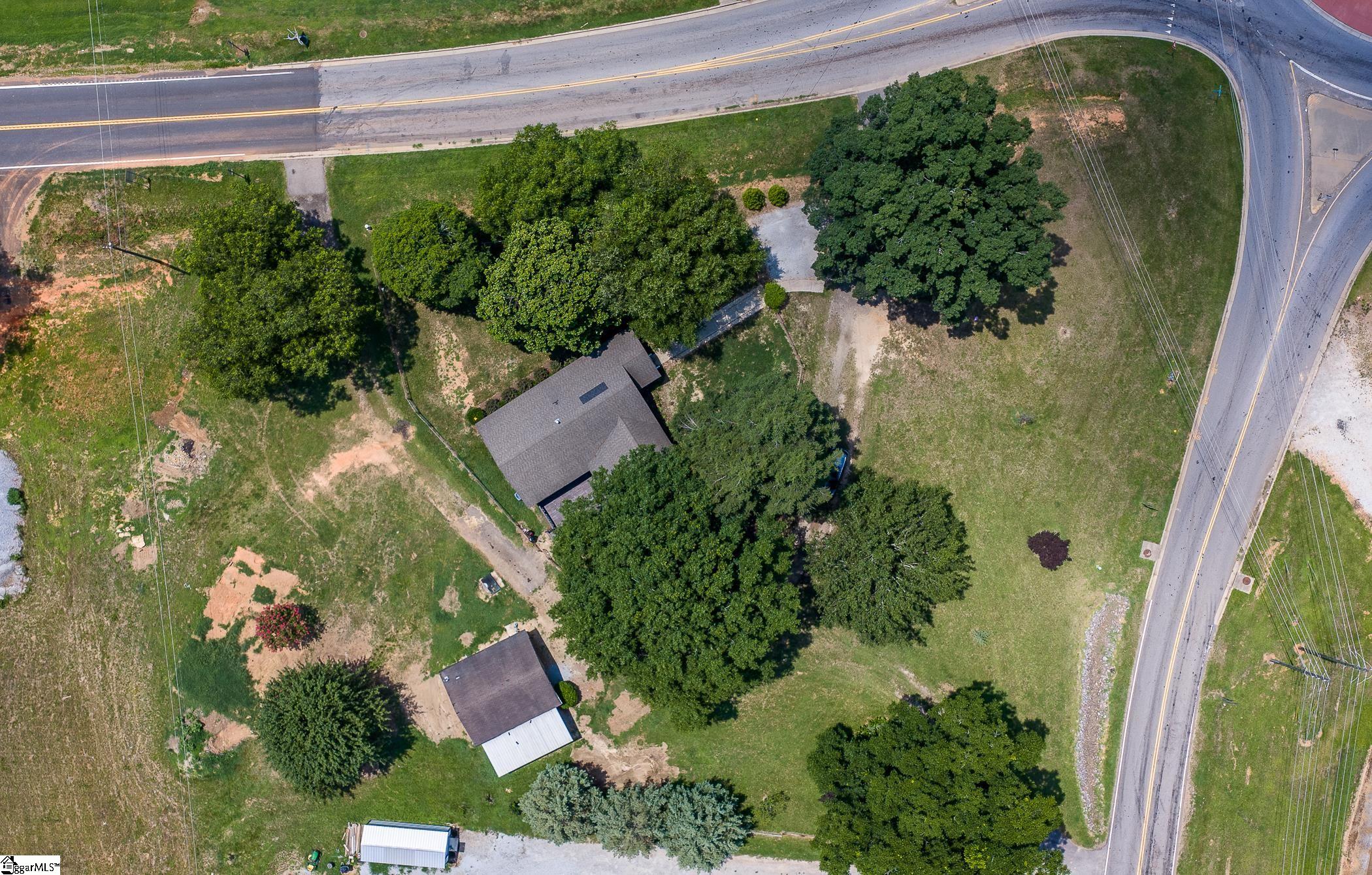7809 Moorefield Highway Liberty, SC 29657