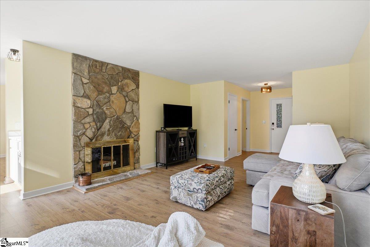 426 Sparrow Hawk Court Greer, SC 29650
