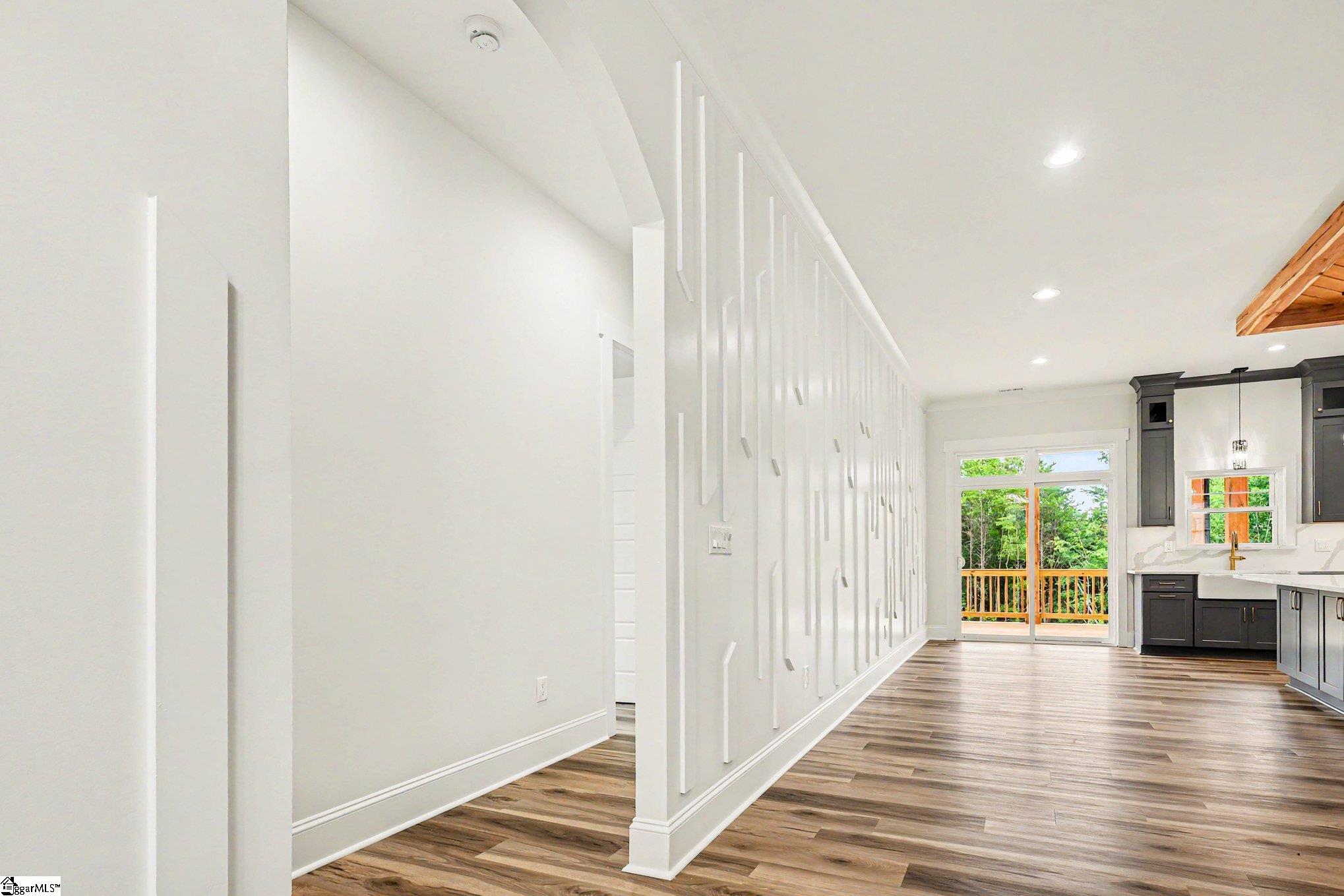 197 Old Farrs Bridge Road Greenville, SC 29611