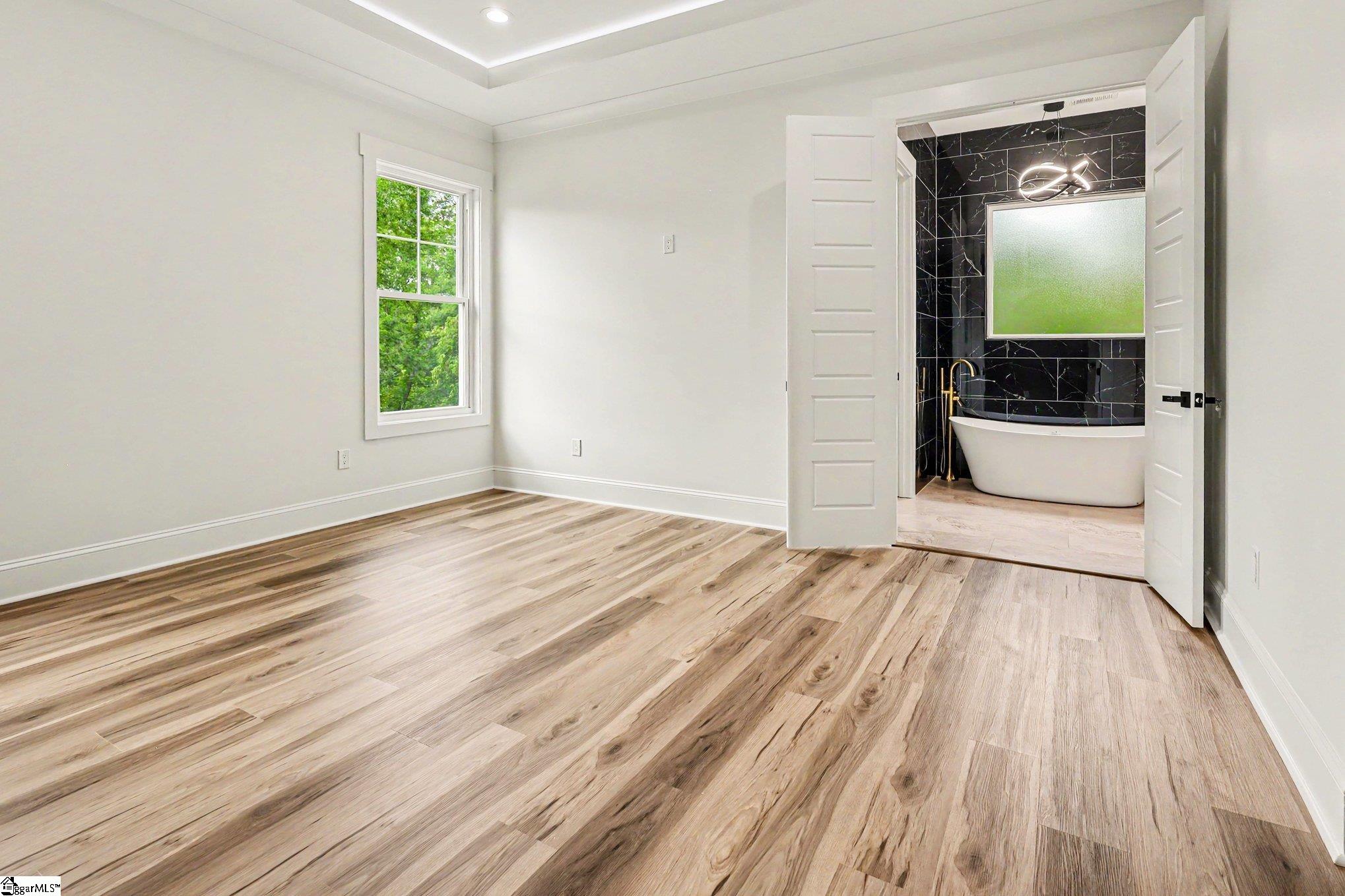 197 Old Farrs Bridge Road Greenville, SC 29611