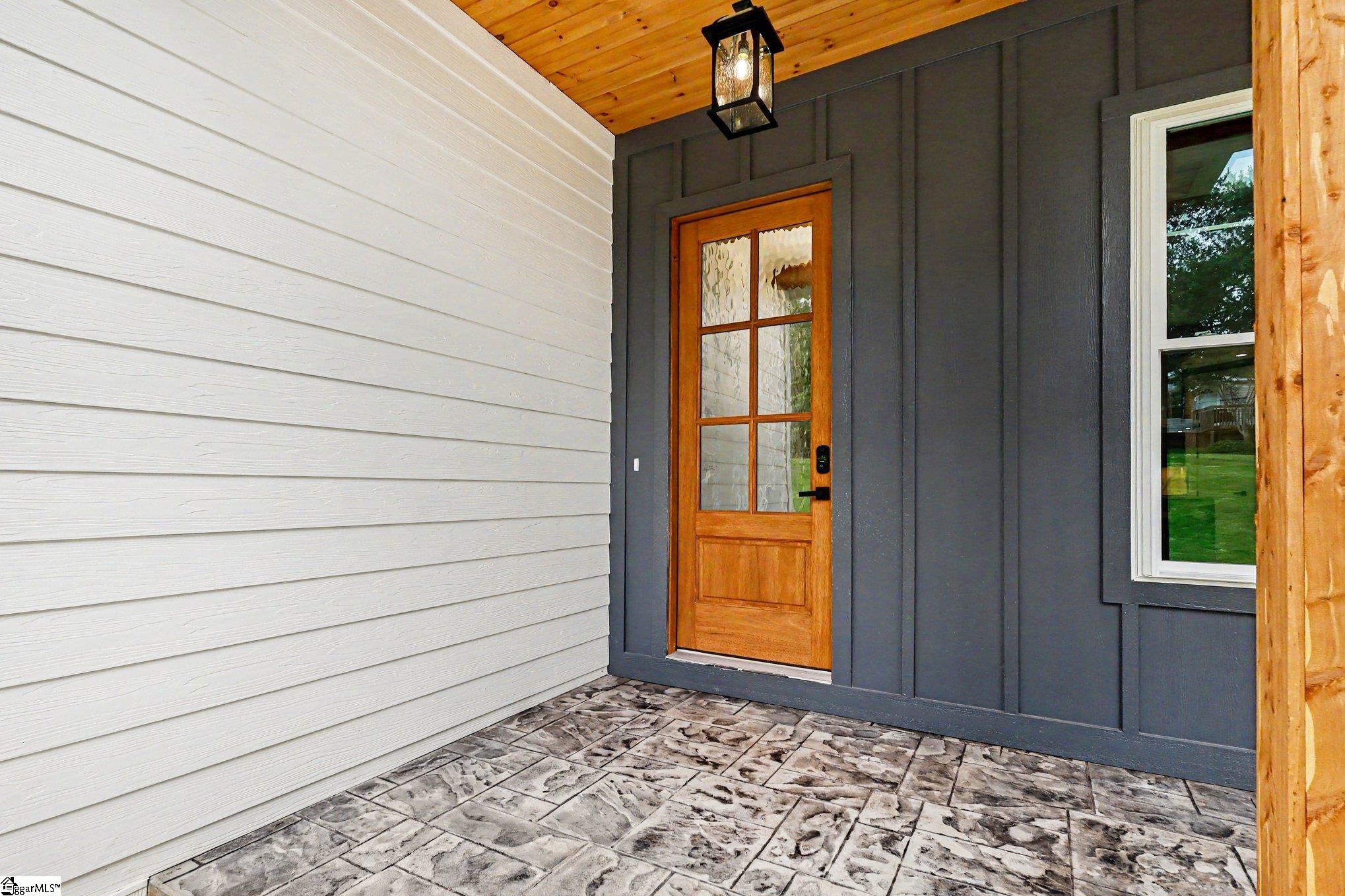 197 Old Farrs Bridge Road Greenville, SC 29611