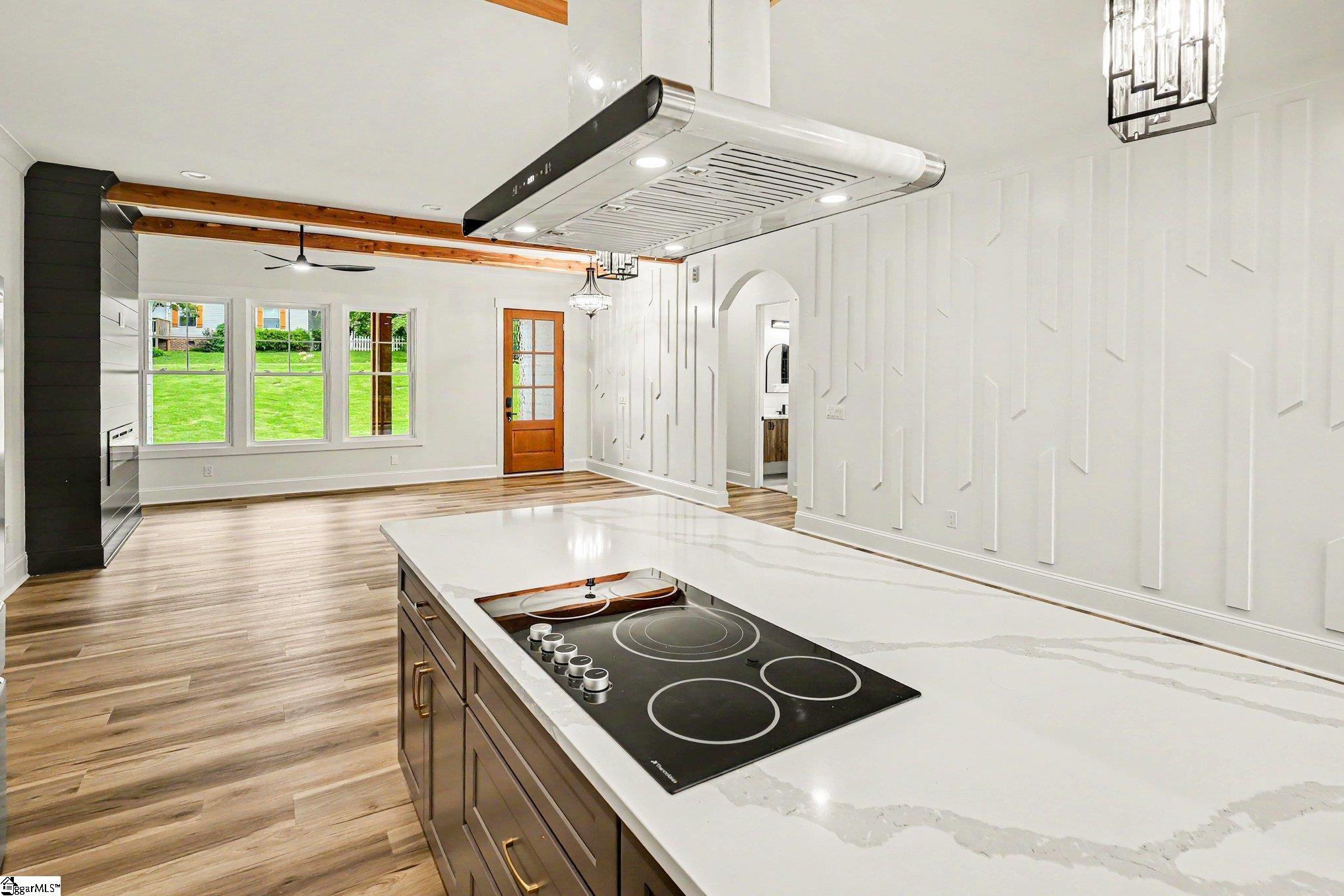 197 Old Farrs Bridge Road Greenville, SC 29611