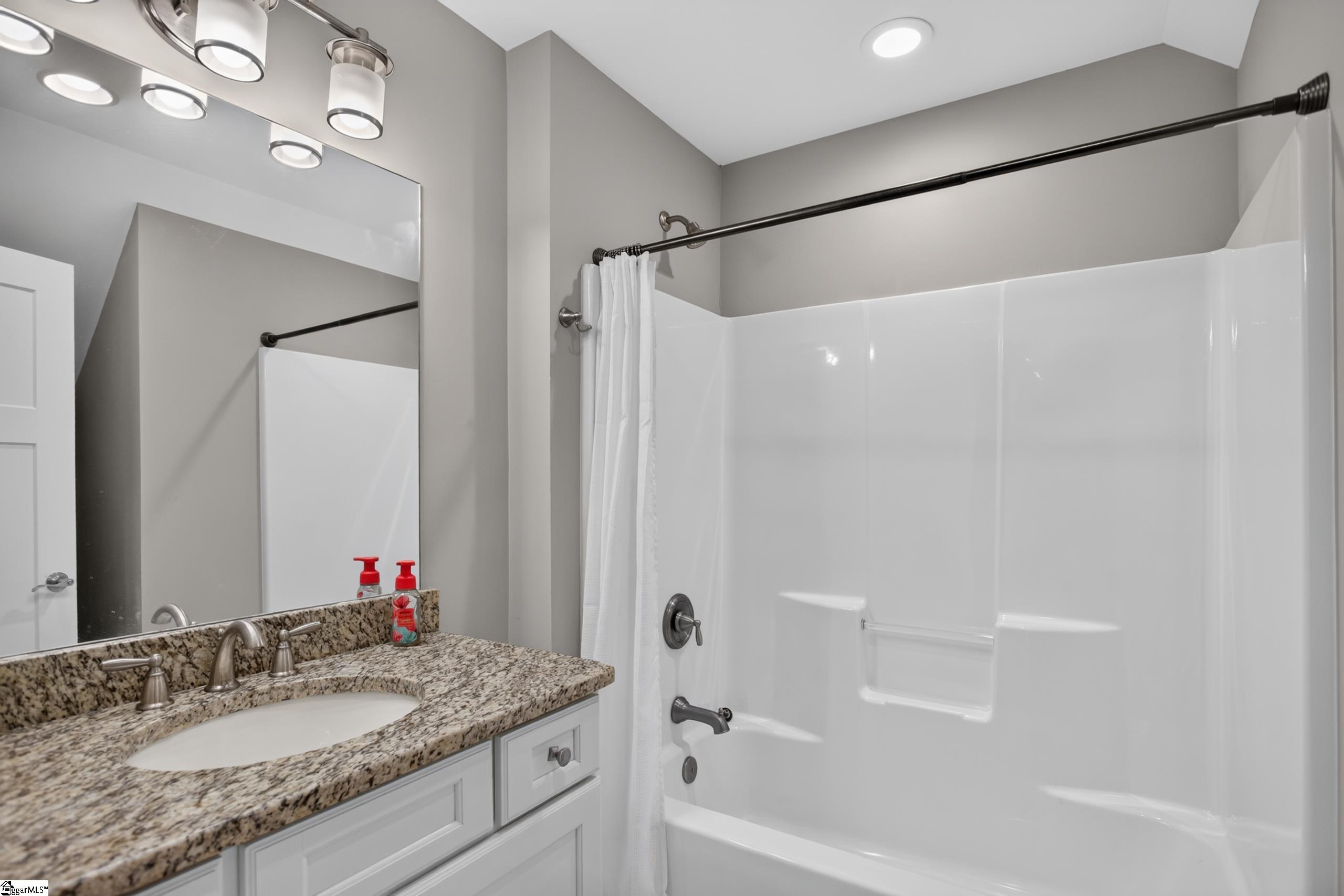 204 Willow Wind Court Easley, SC 29642