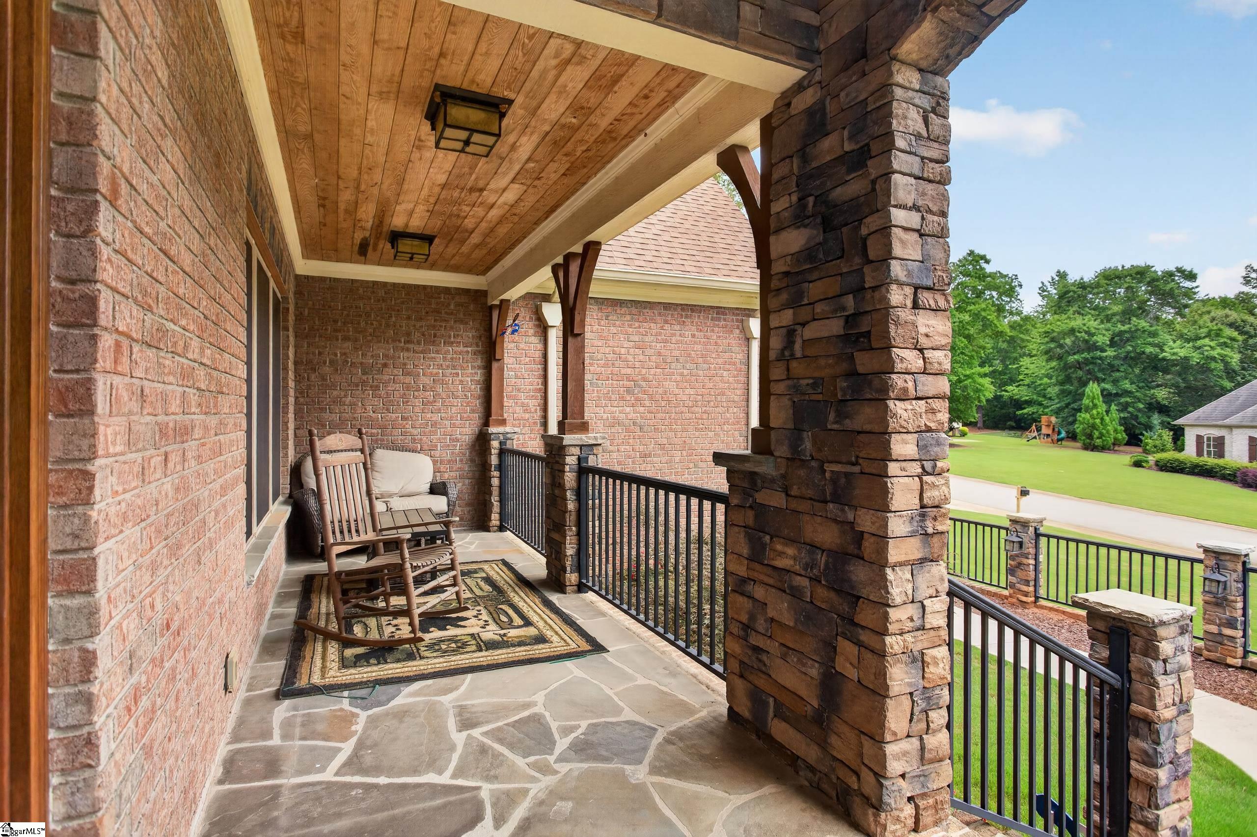 204 Willow Wind Court Easley, SC 29642