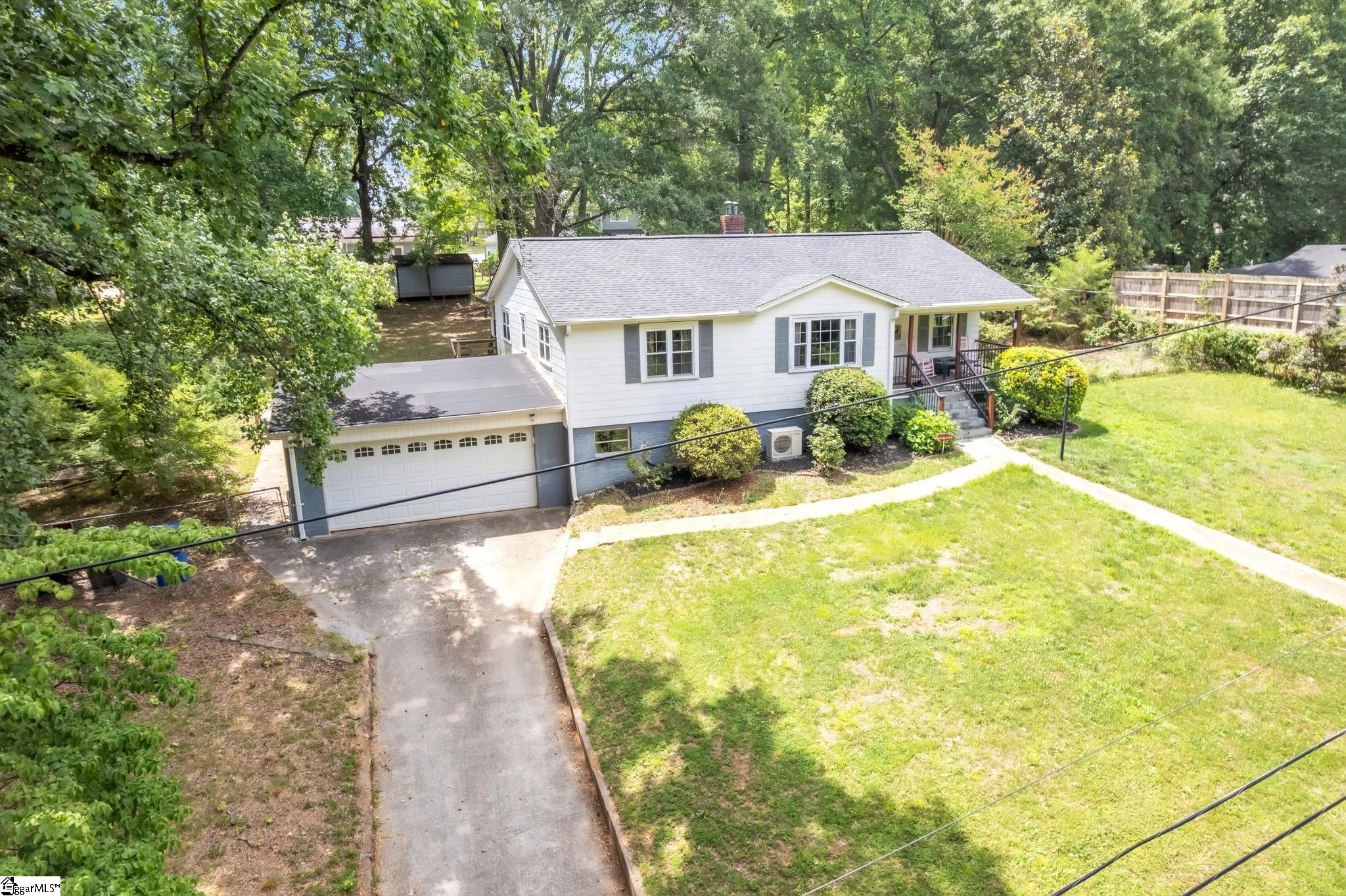 5 Jones Circle Greenville, SC 29617