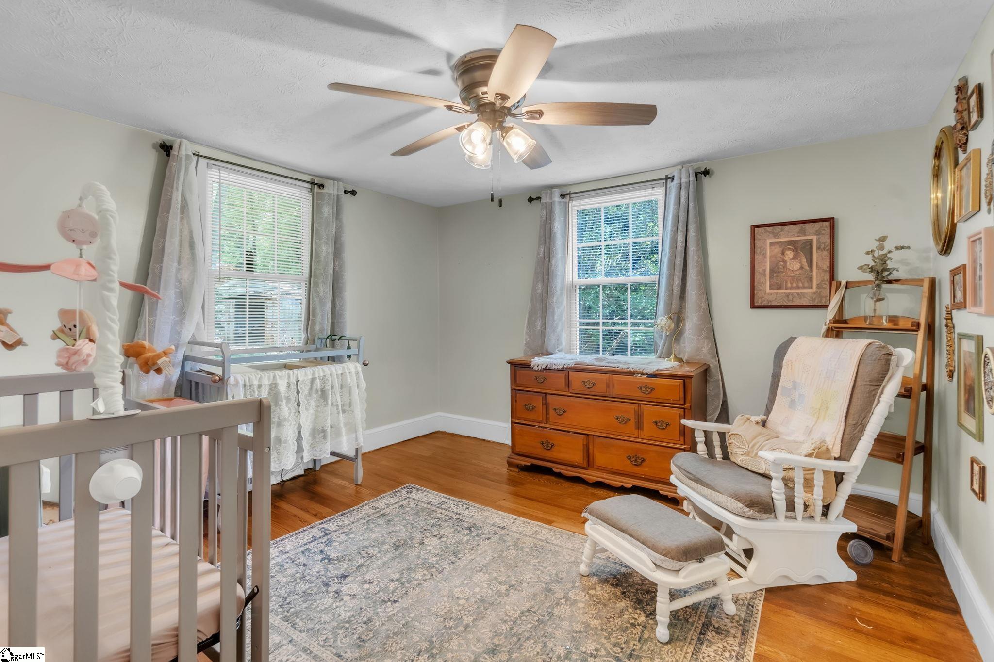 5 Jones Circle Greenville, SC 29617