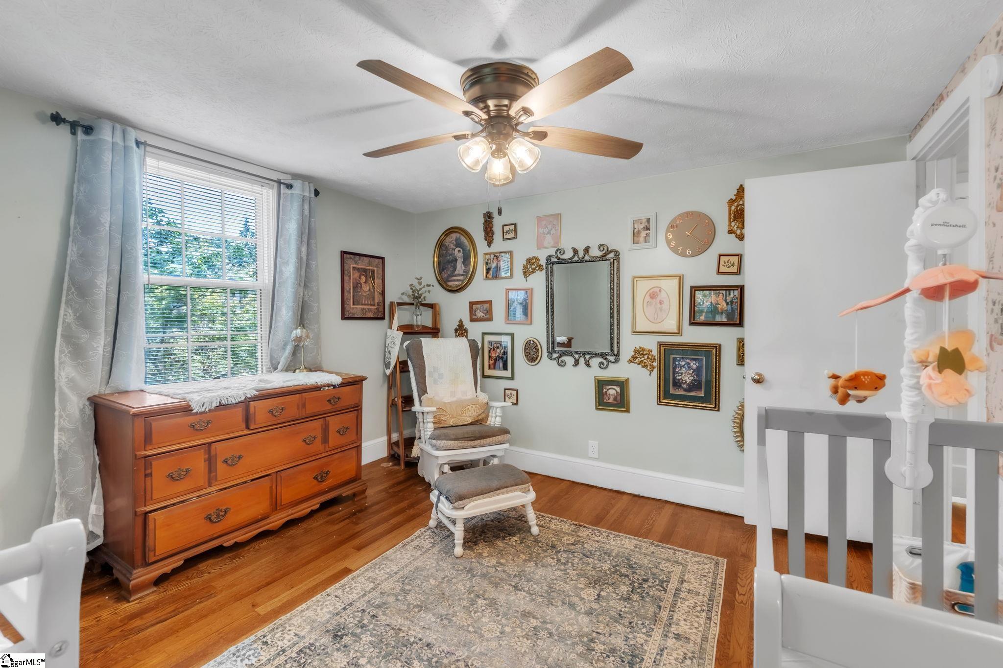 5 Jones Circle Greenville, SC 29617