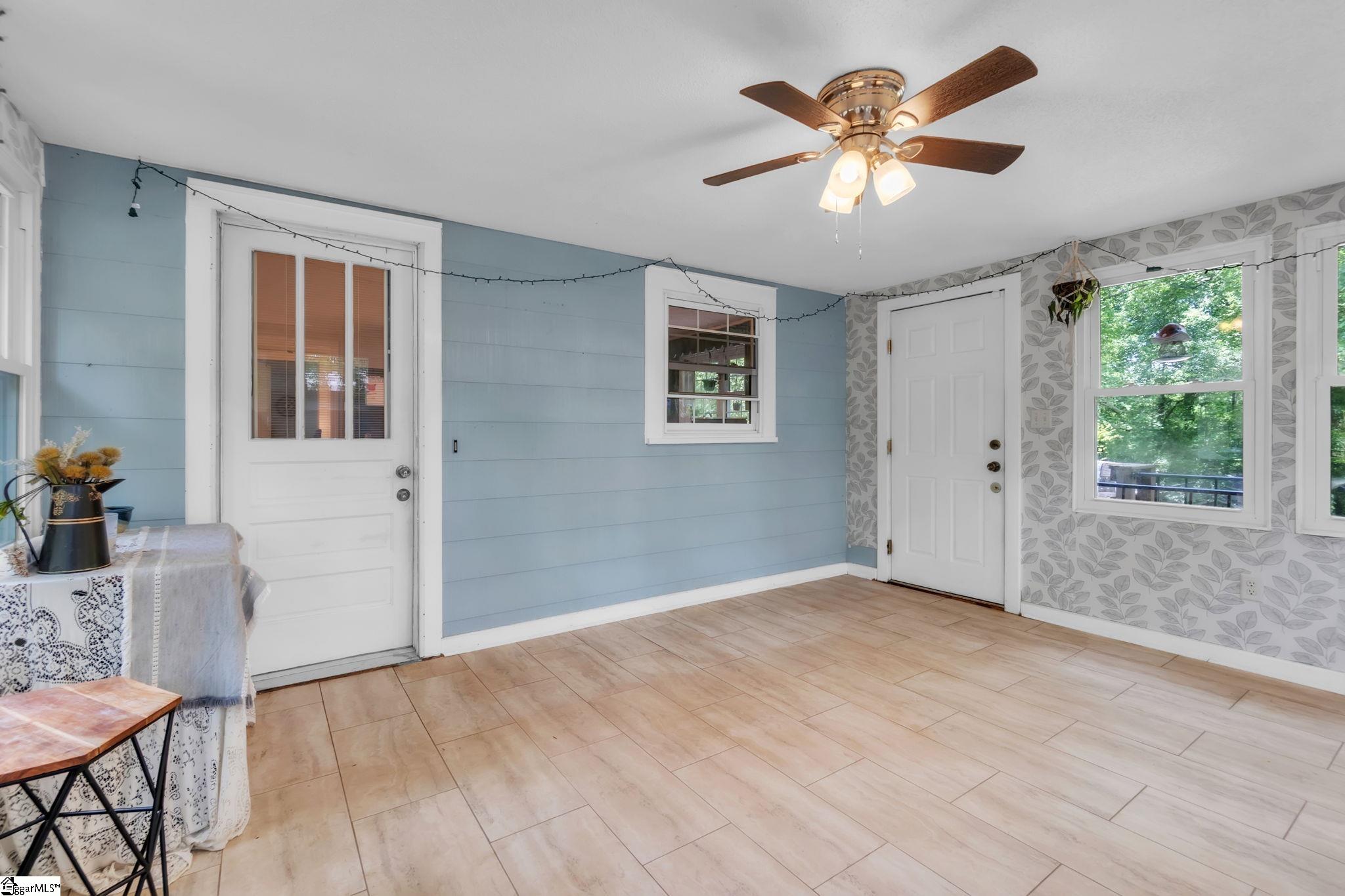 5 Jones Circle Greenville, SC 29617