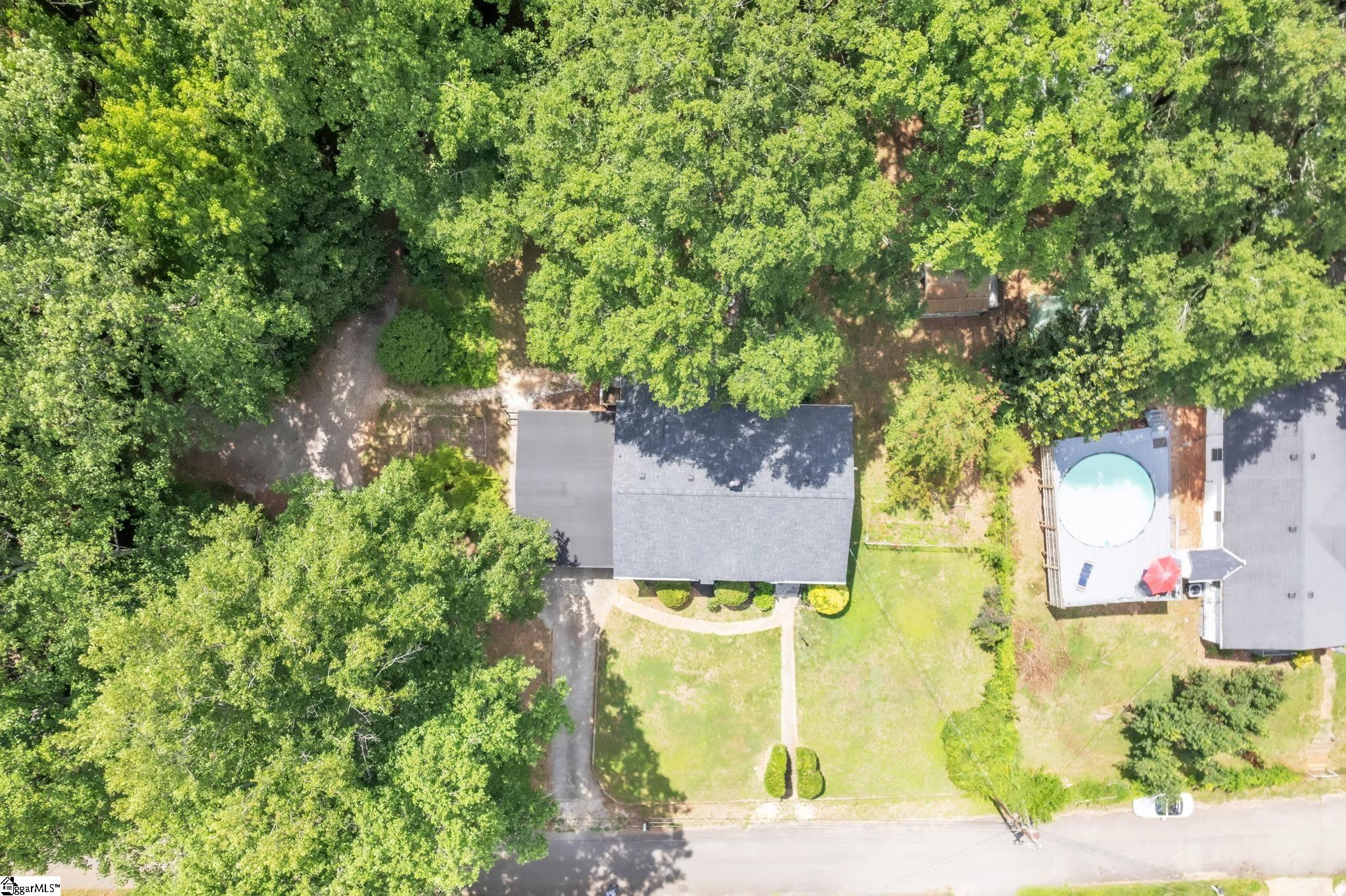5 Jones Circle Greenville, SC 29617