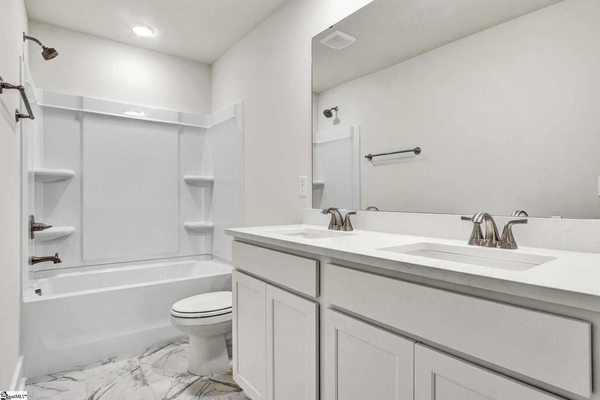 111 Terpack Court Gray Court, SC 29645