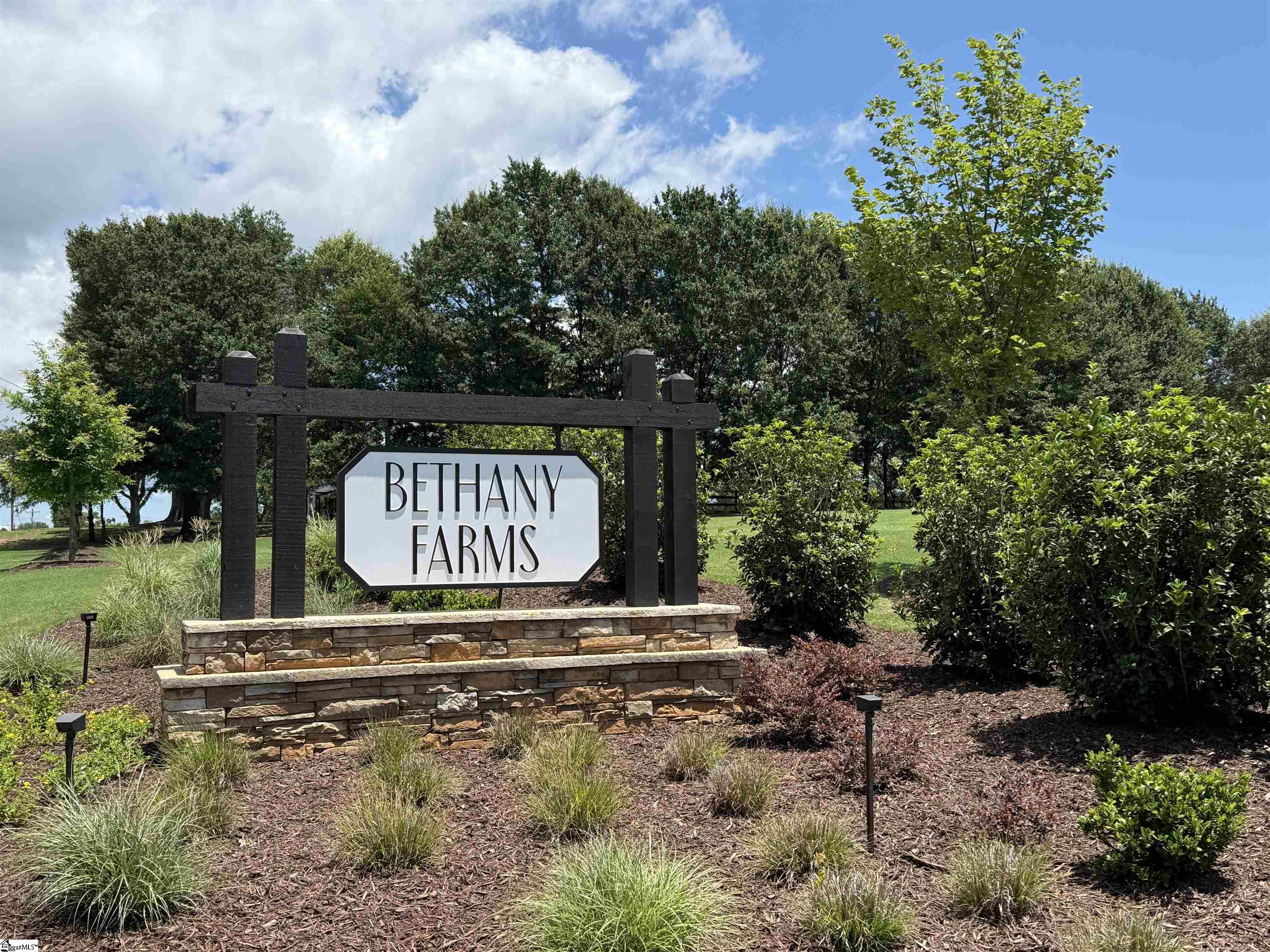 109 Birch Horizon Avenue Simpsonville, SC 29681