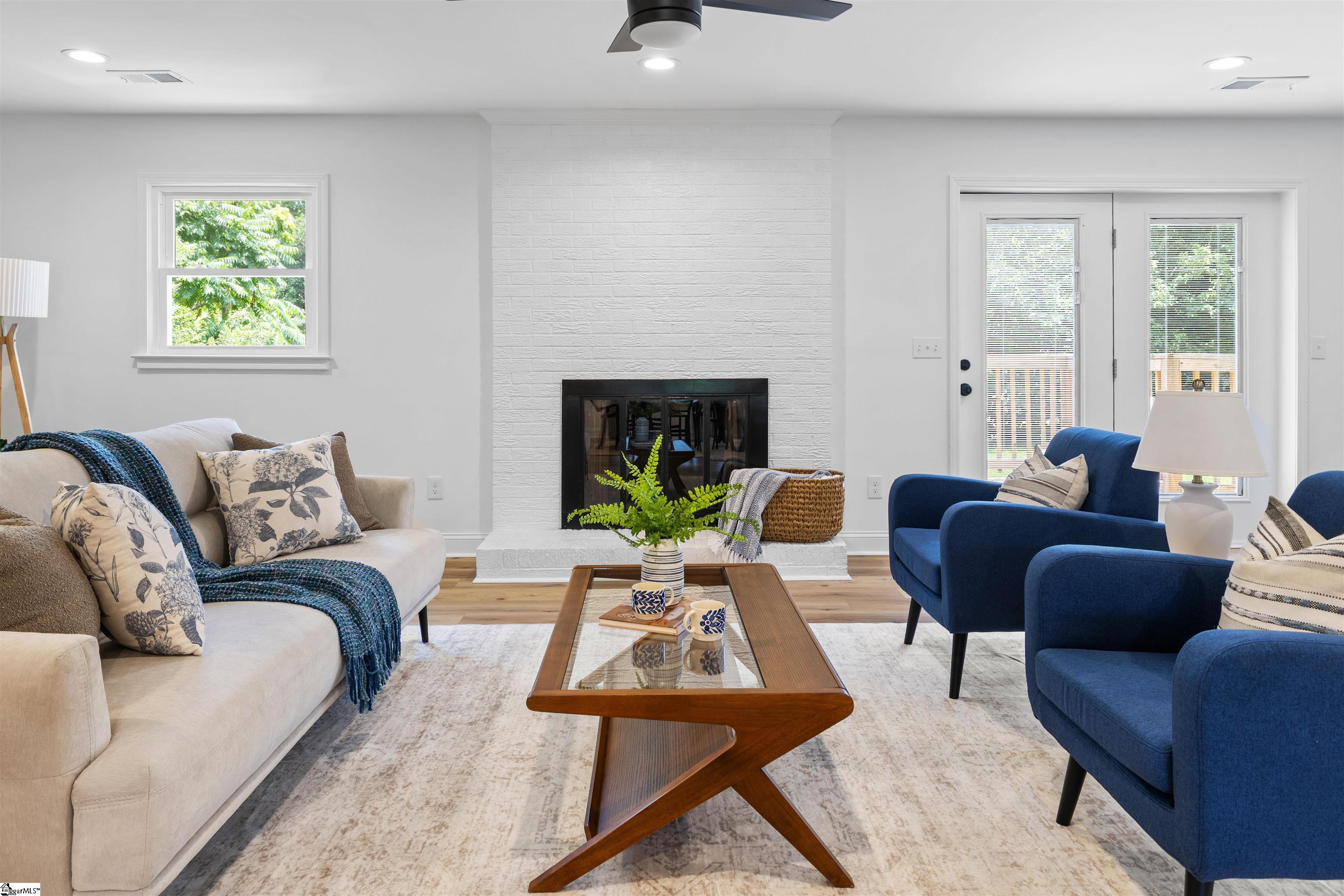 2 Melbourne Lane Greenville, SC 29615