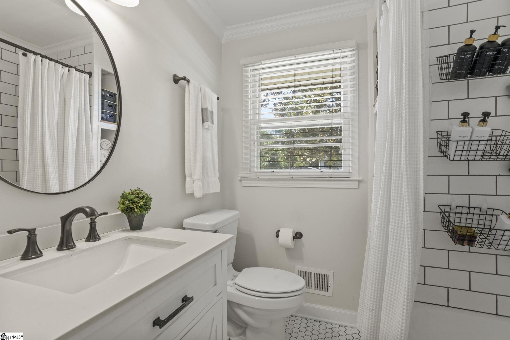 113 Forestdale Drive Taylors, SC 29687