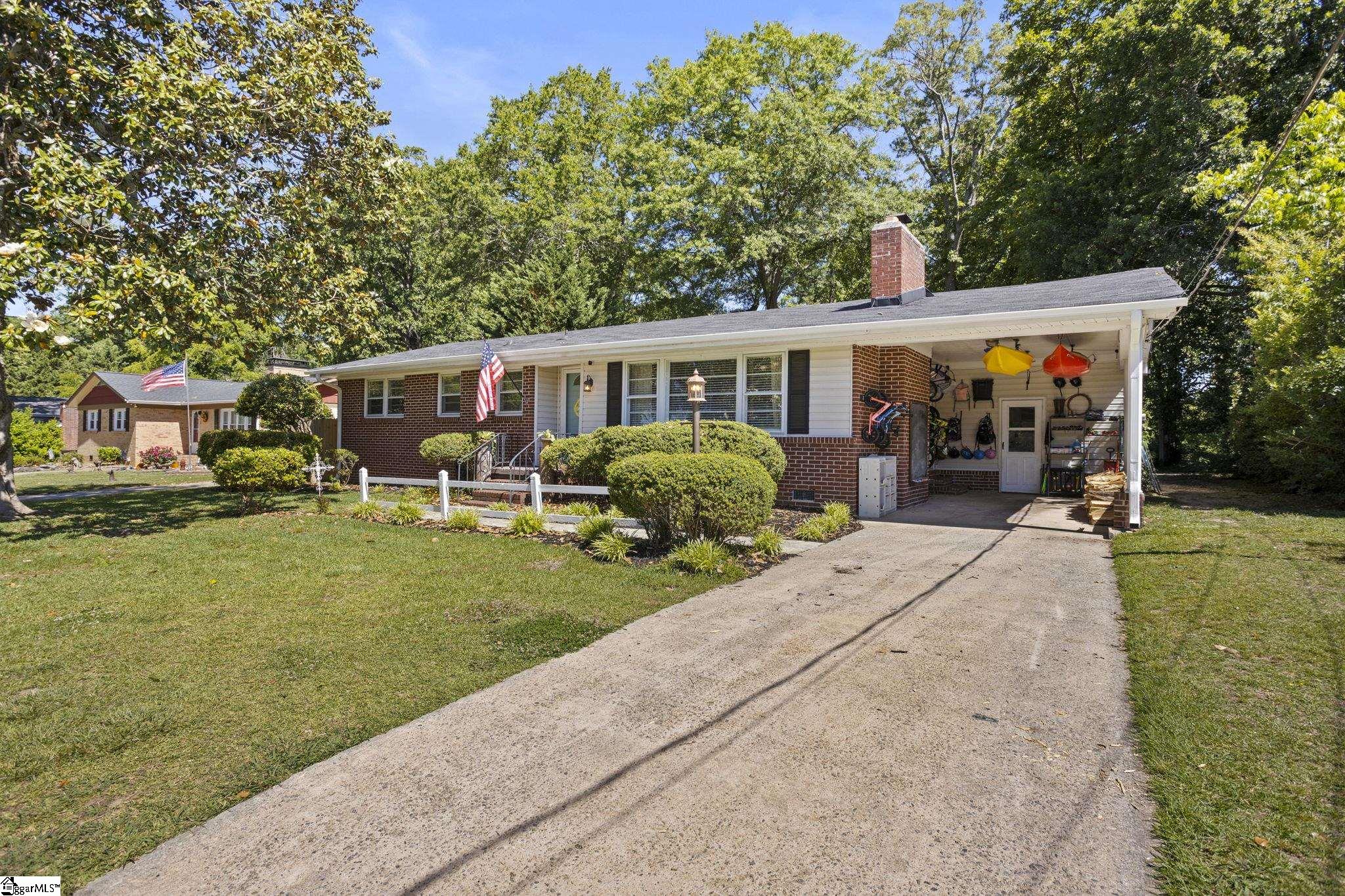 113 Forestdale Drive Taylors, SC 29687