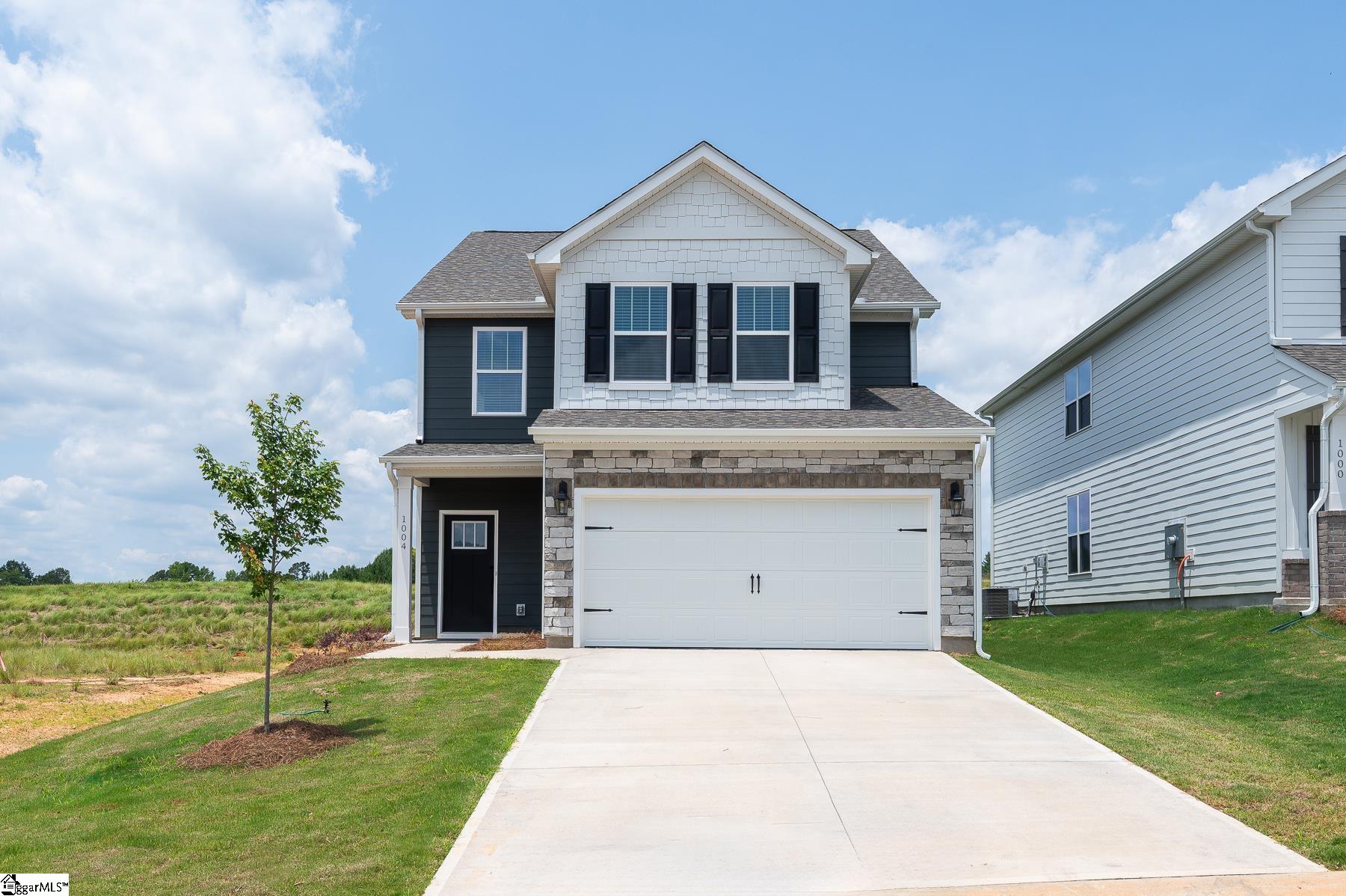 1004 Gresham Place Woodruff, SC 29388