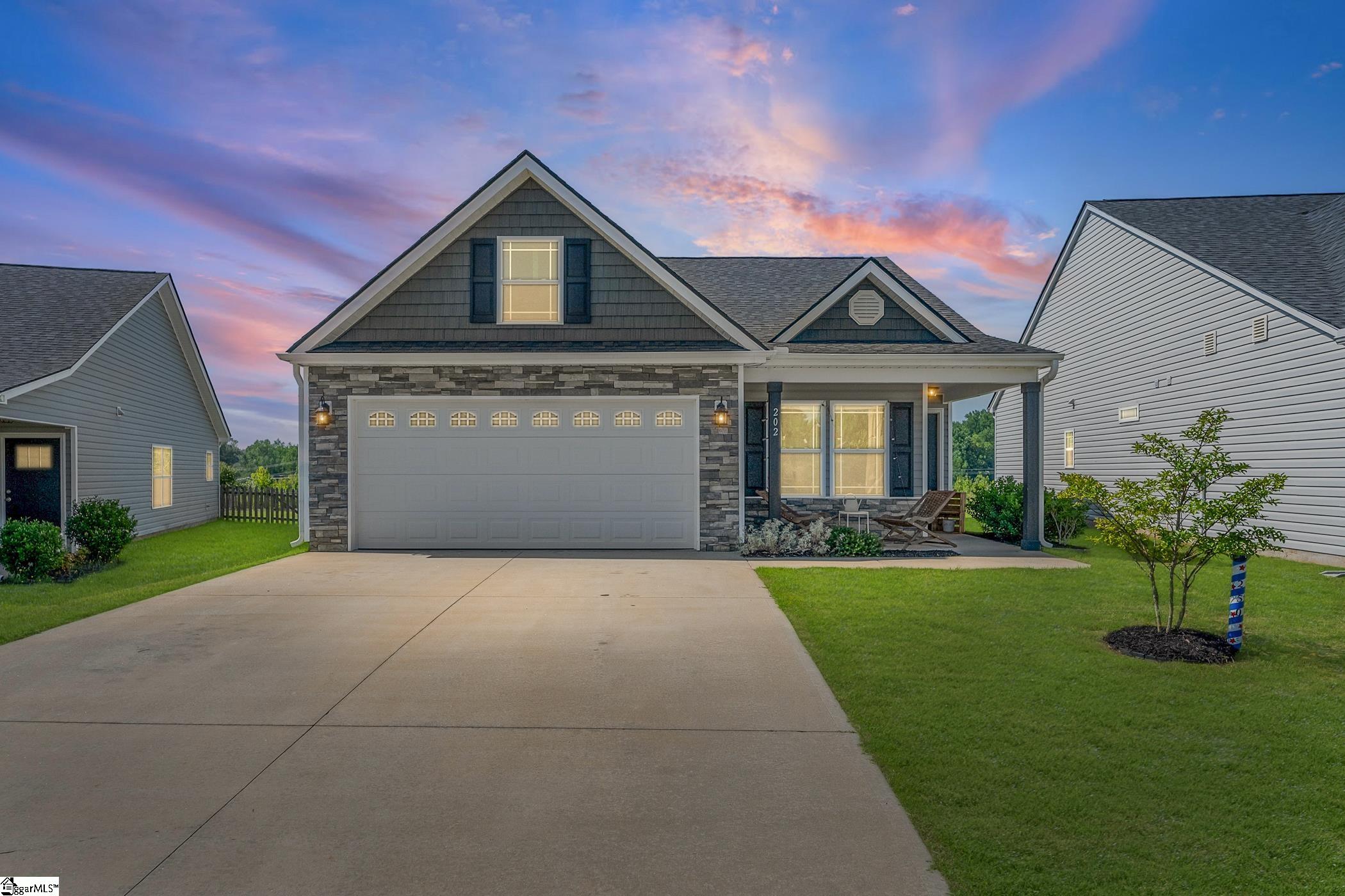 202 Highland Springs Loop Inman, SC 29349