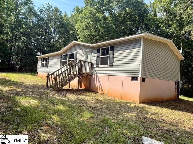 680 Peanut Road Woodruff, SC 29388-8338