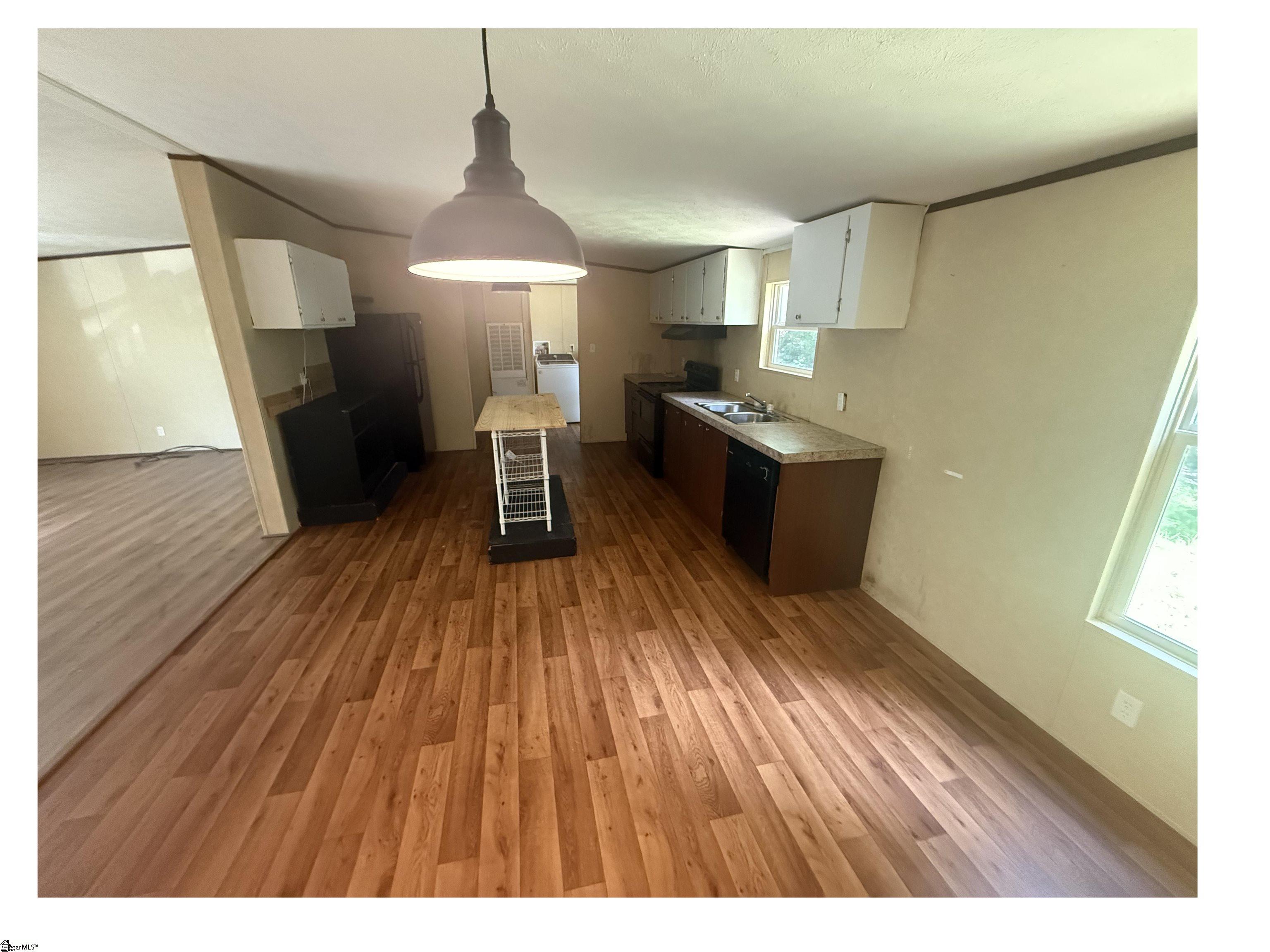 680 Peanut Road Woodruff, SC 29388-8338