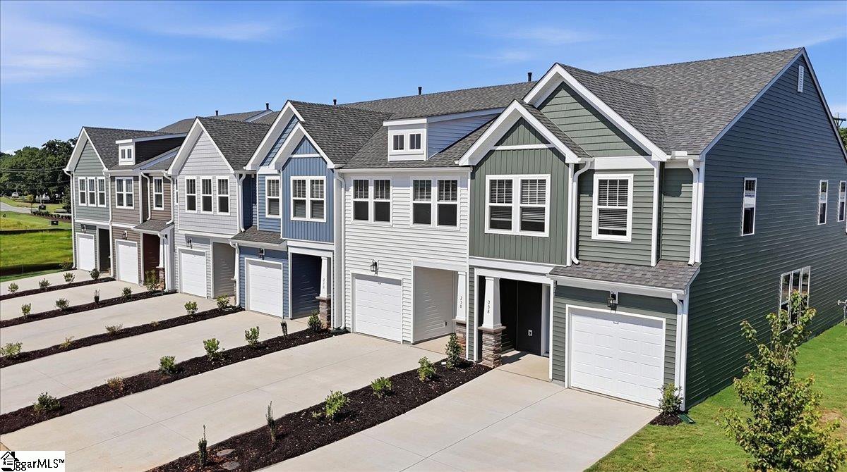 234 Cali Way Piedmont, SC 29673