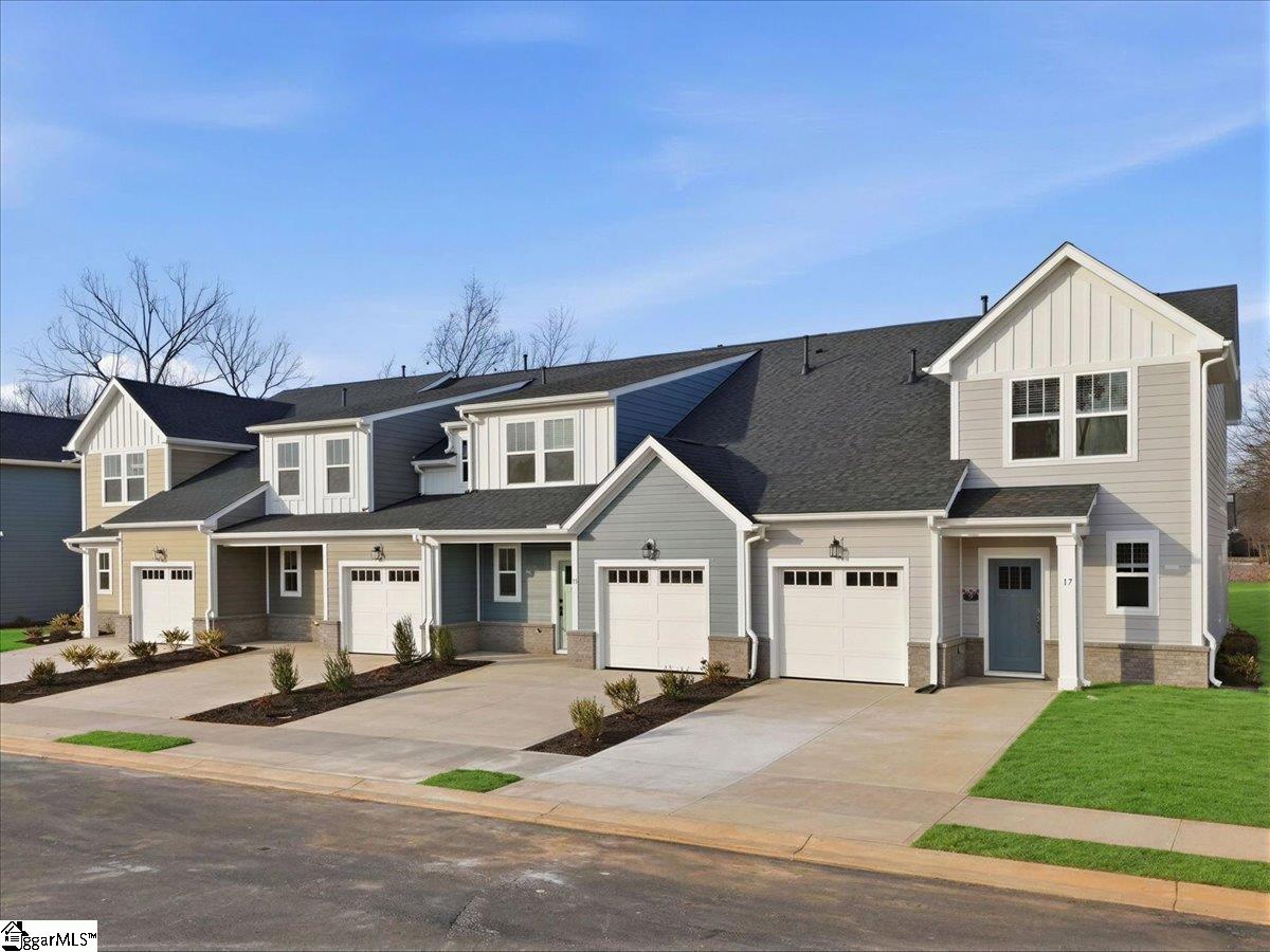 13 Thurlow Court Greenville, SC 29615