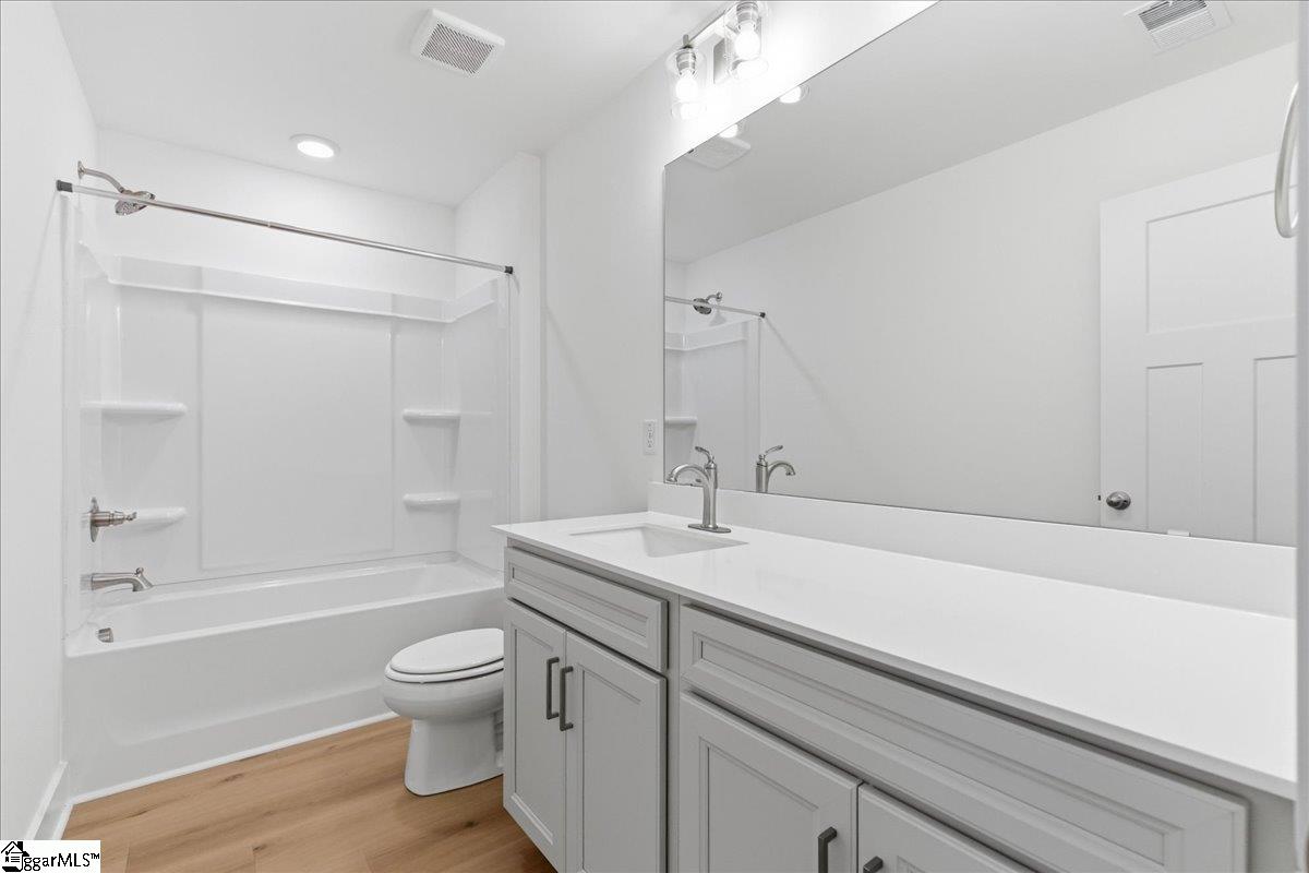 13 Thurlow Court Greenville, SC 29615