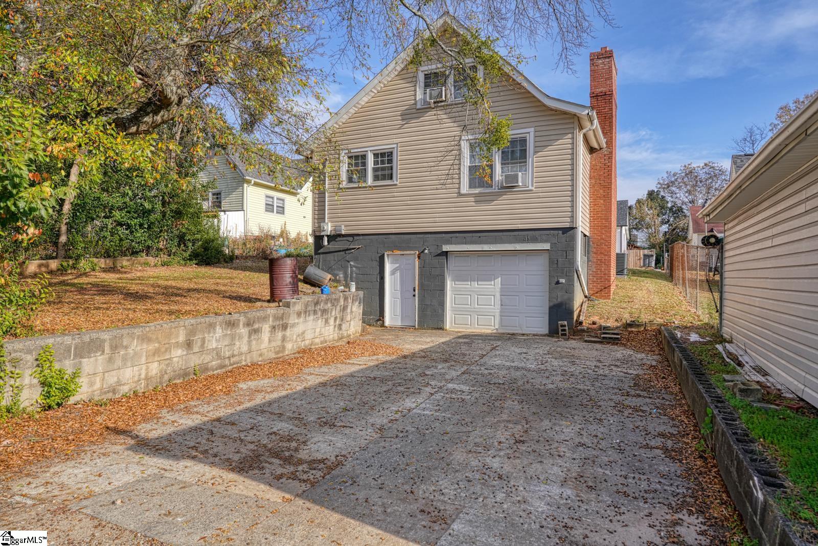 22 Taylor Street Greenville, SC 29605