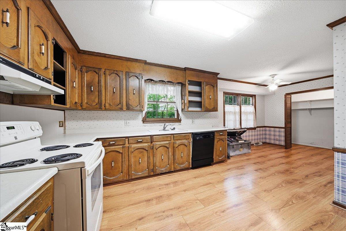 201 Crepe Myrtle Court Greenville, SC 29607