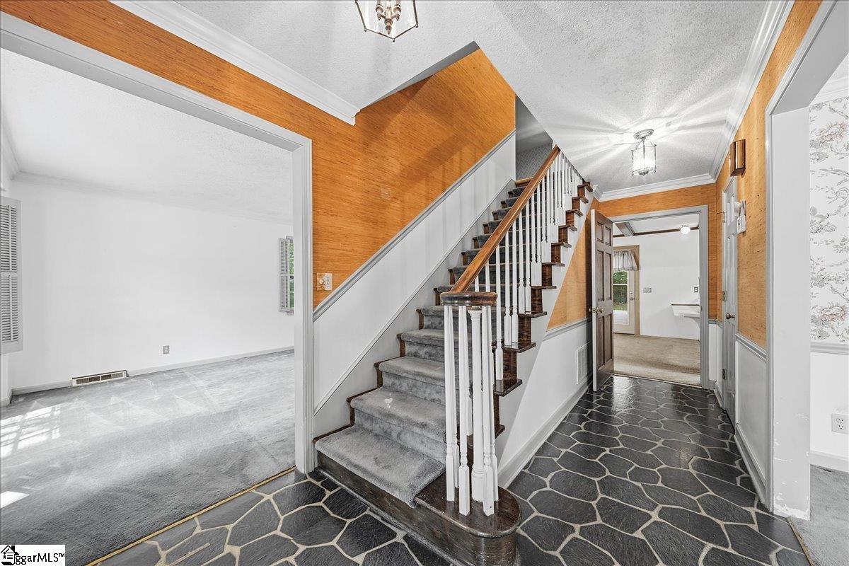 201 Crepe Myrtle Court Greenville, SC 29607