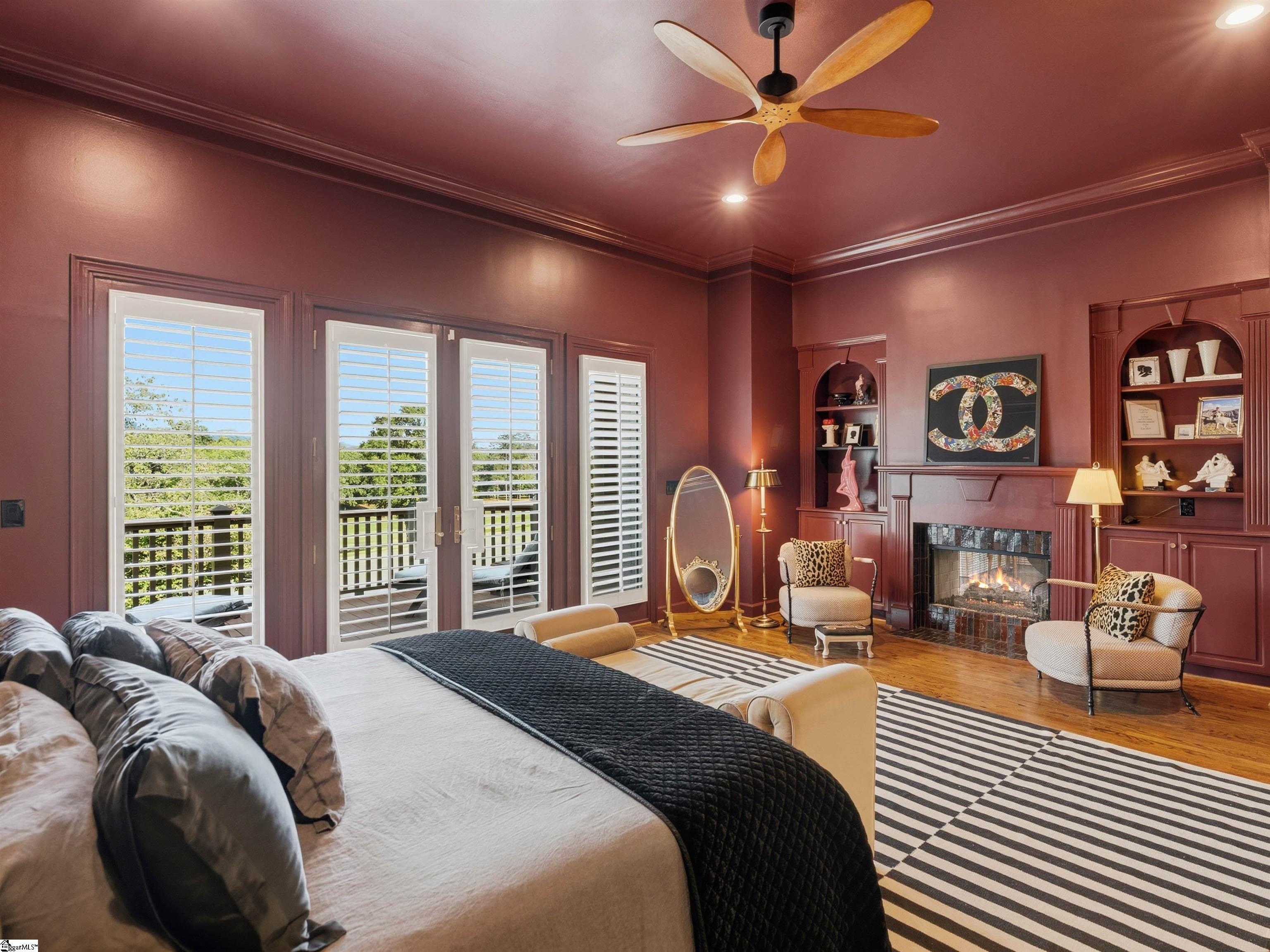 112 E Round Hill Road Greenville, SC 29617