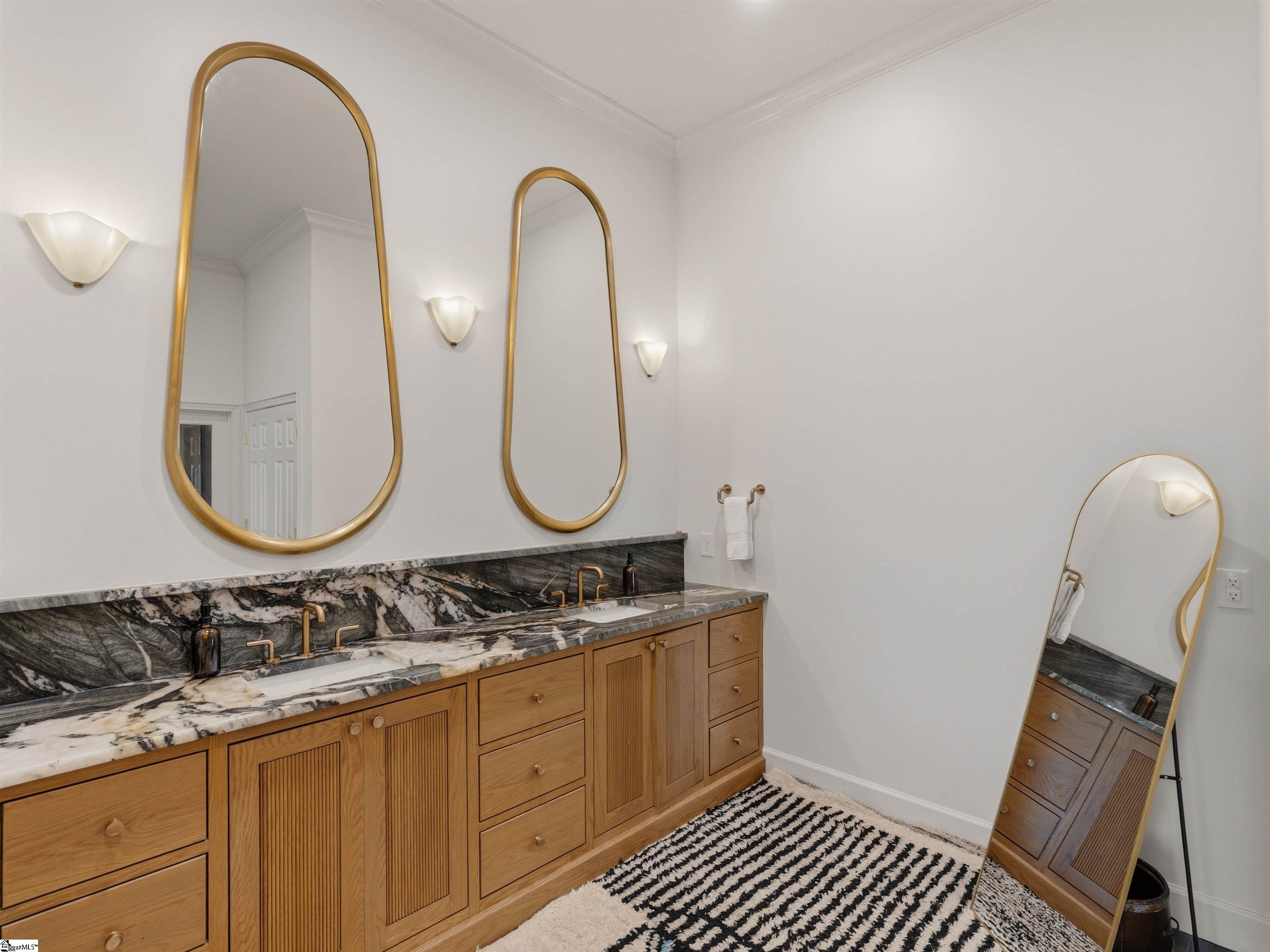 112 E Round Hill Road Greenville, SC 29617