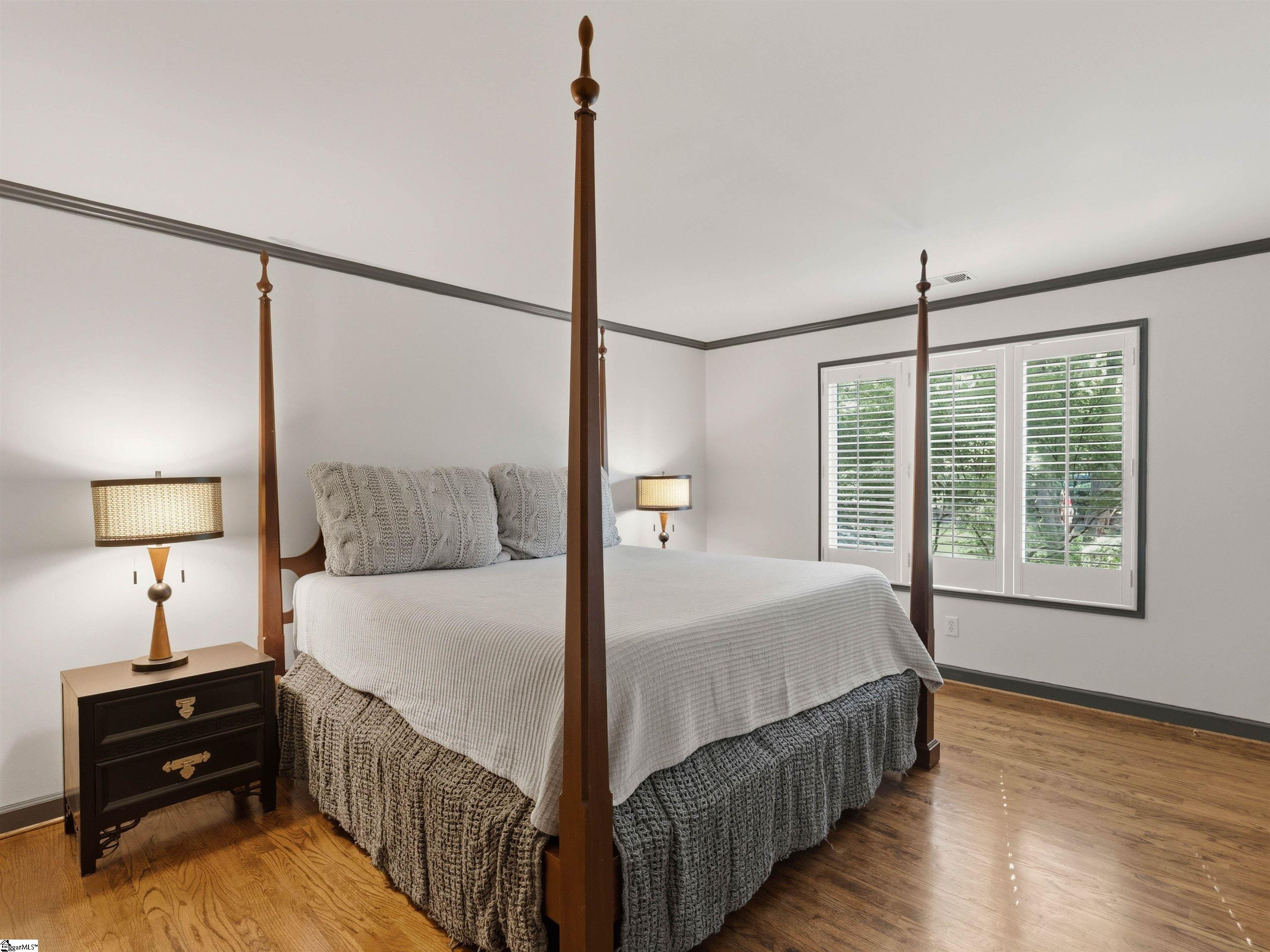 112 E Round Hill Road Greenville, SC 29617