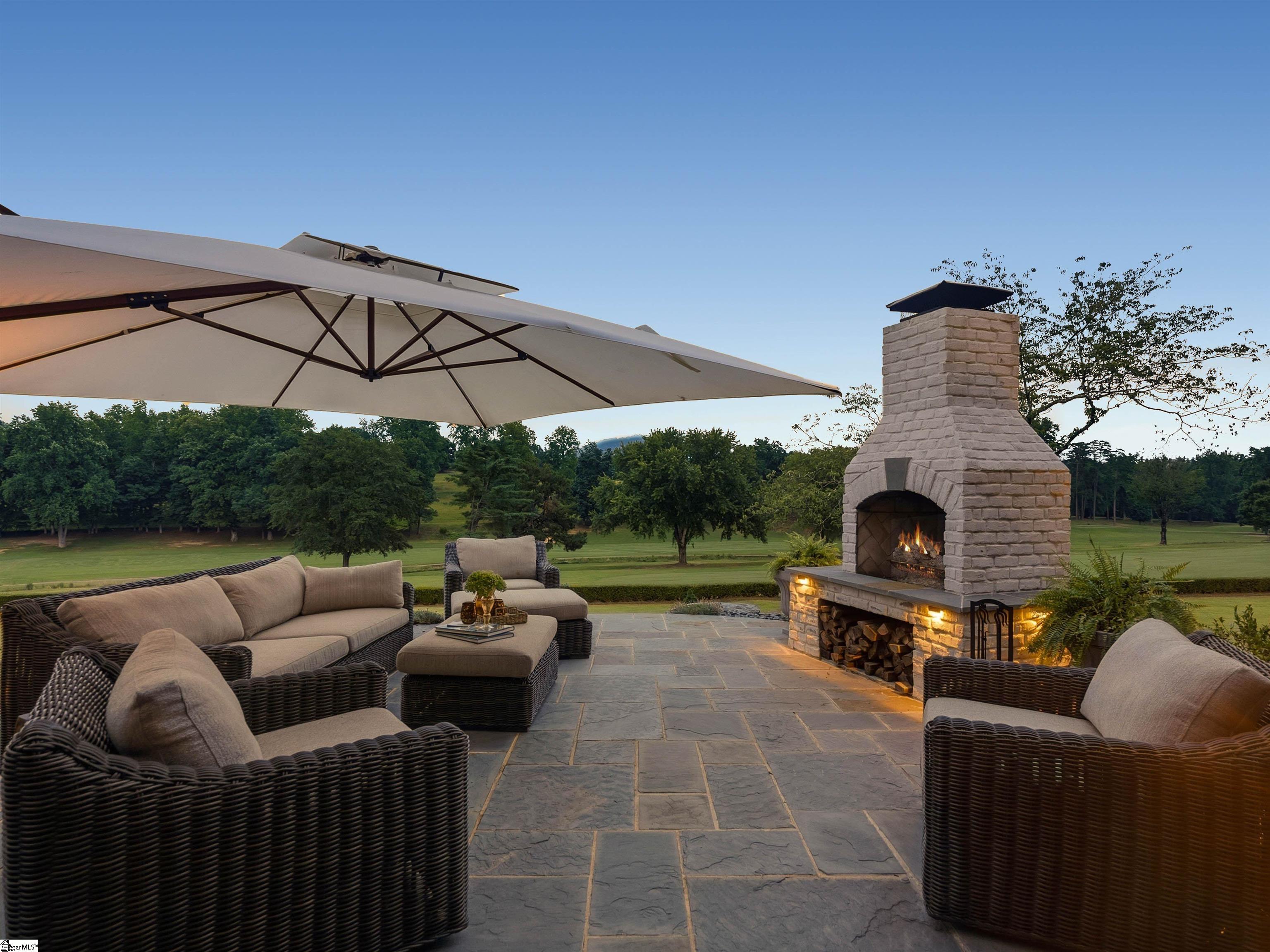 112 E Round Hill Road Greenville, SC 29617
