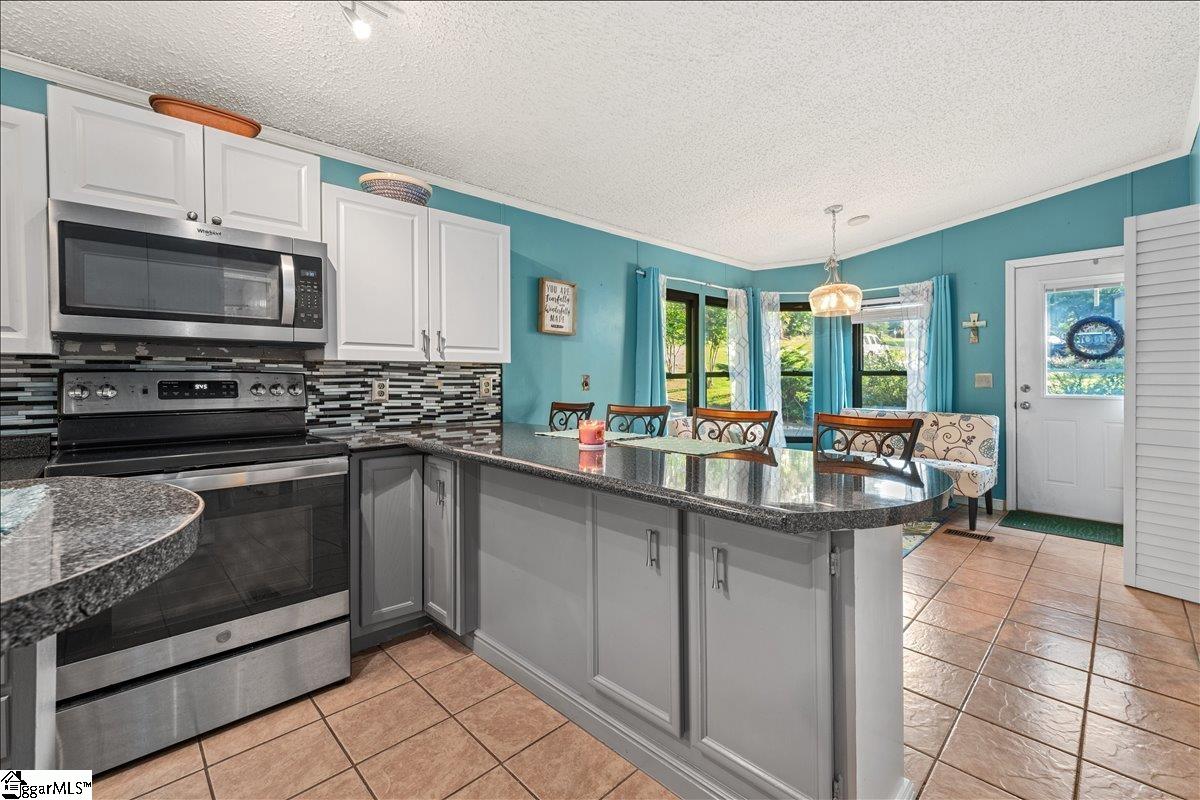 414 South Cove Road Seneca, SC 29672