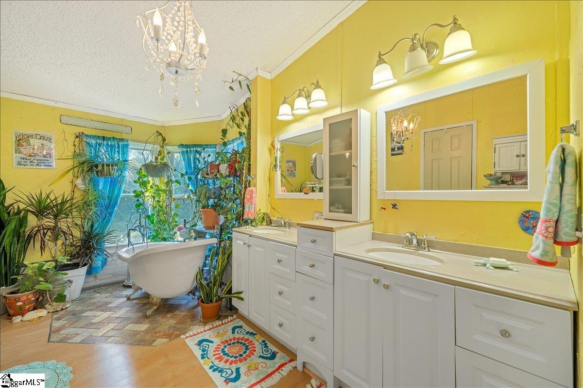 414 South Cove Road Seneca, SC 29672